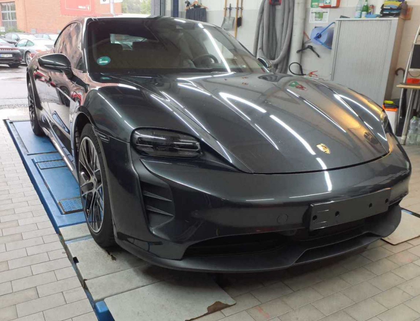 Porsche Taycan Taycan 4S Turbo Aero SportDesign 18w Pano P-Plus