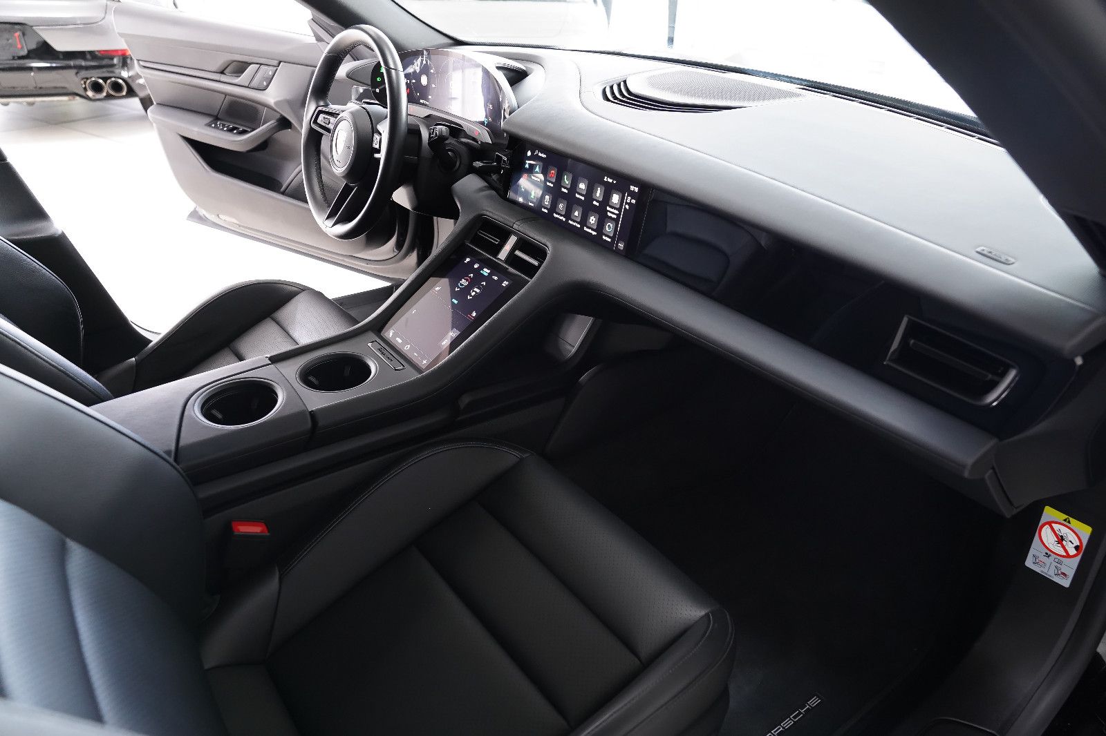 Porsche Taycan Taycan Cross Turismo 4 Electric Sport Sound
