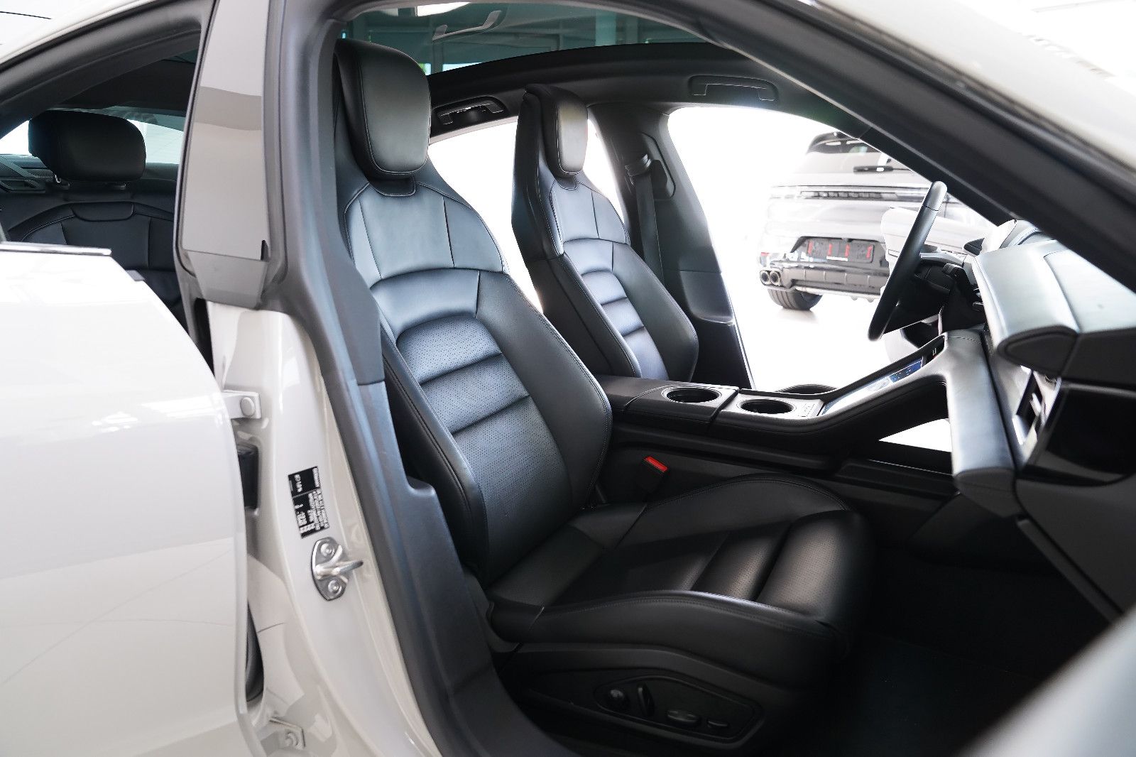 Porsche Taycan Taycan Turbo Aero Pano InnoDrive PASM 360 Matrix