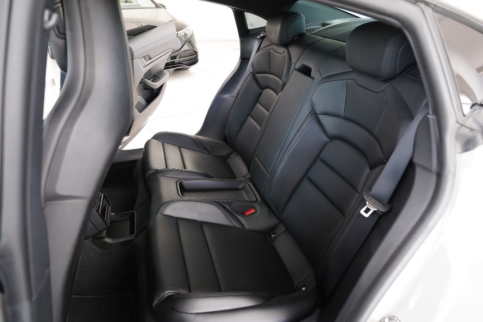 Porsche Taycan Taycan Turbo Aero Pano InnoDrive PASM 360 Matrix