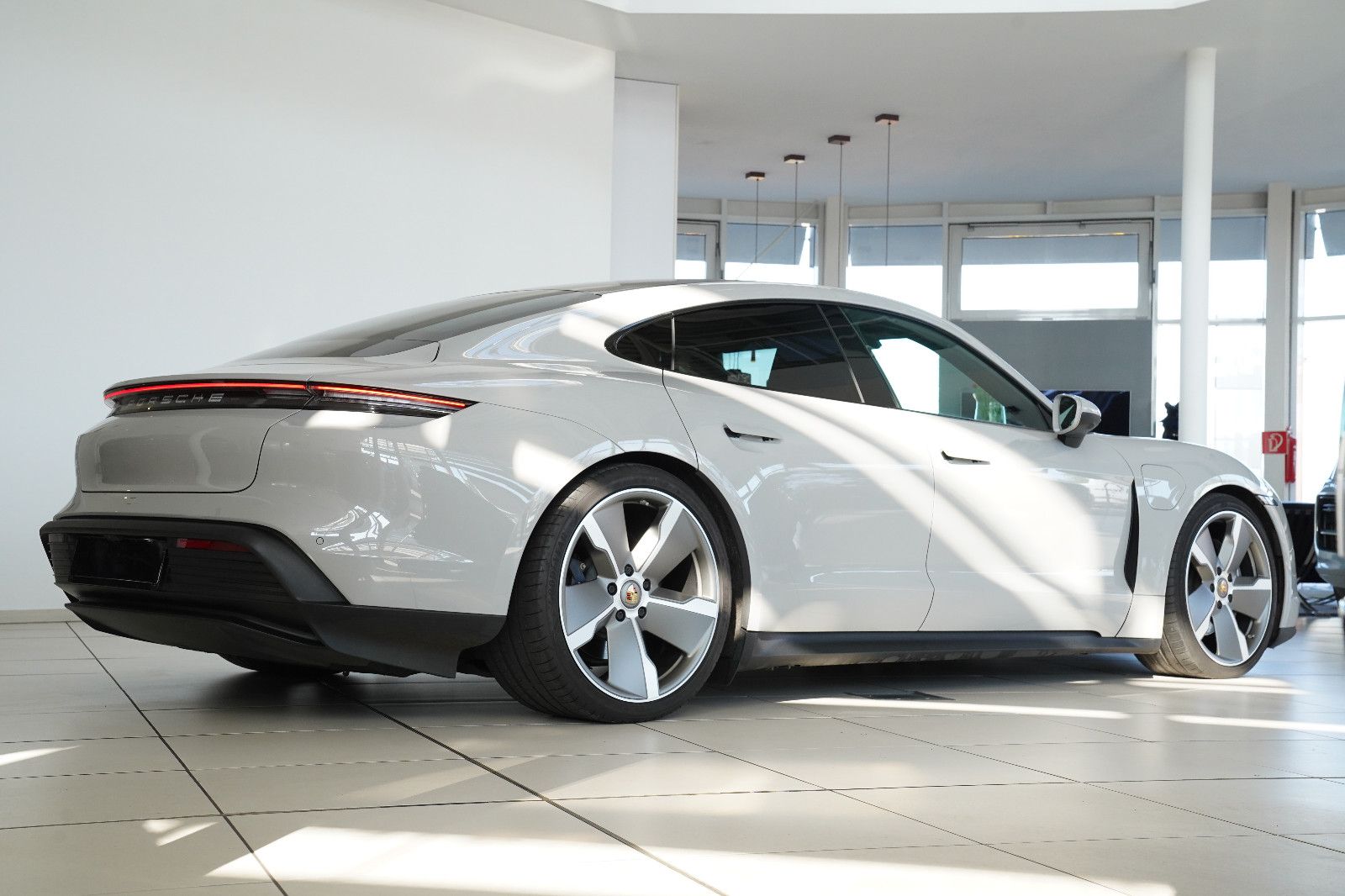 Porsche Taycan Taycan Turbo Aero Pano InnoDrive PASM 360 Matrix