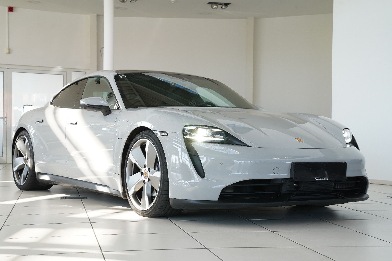 Porsche Taycan Taycan Turbo Aero Pano InnoDrive PASM 360 Matrix