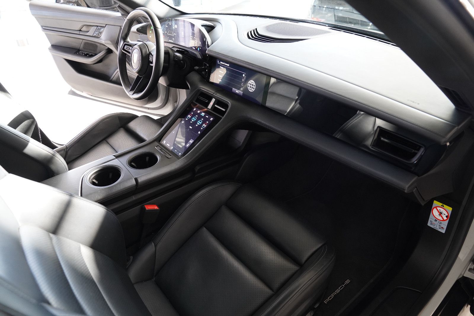 Porsche Taycan Taycan Turbo Aero Pano InnoDrive PASM 360 Matrix