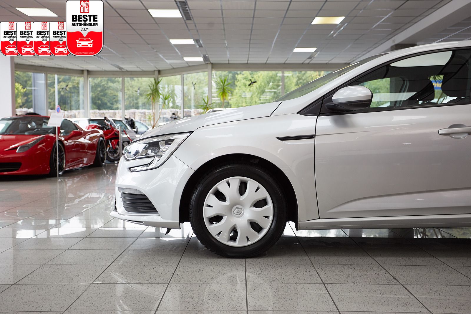 Renault Megane Megane IV Lim. LIFE*SITZH*PDC*TEMPOMAT*5-TÜRER*