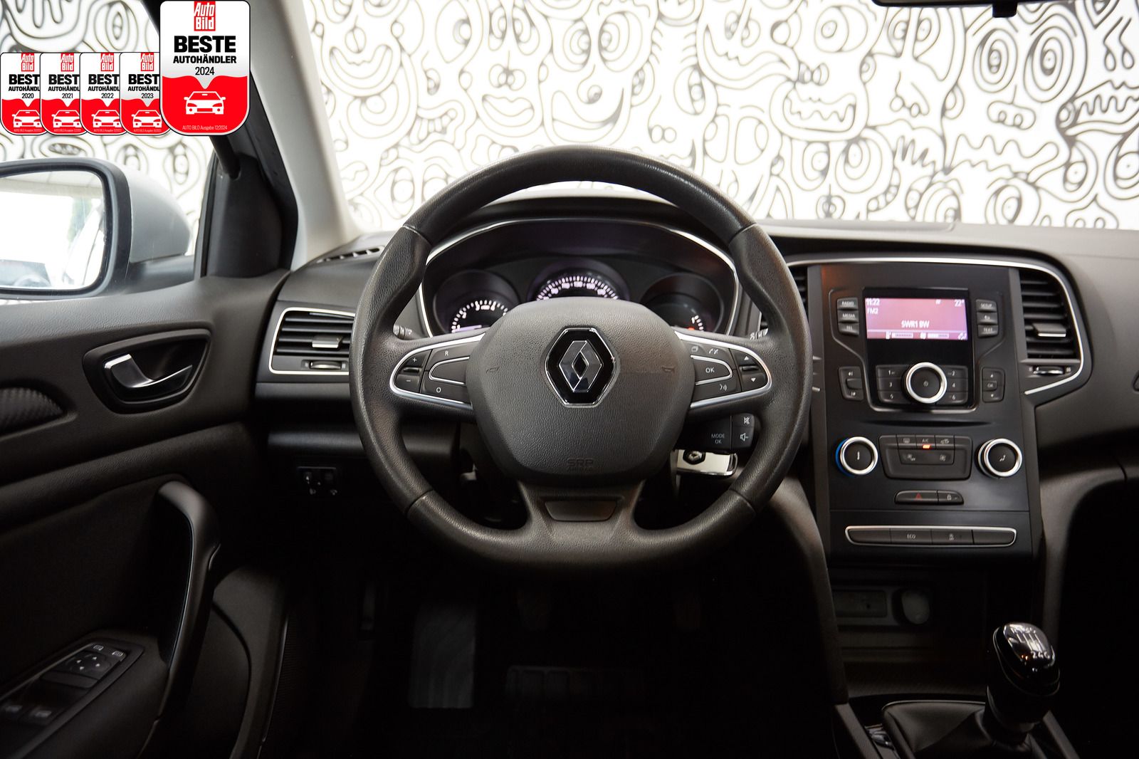 Renault Megane Megane IV Lim. LIFE*SITZH*PDC*TEMPOMAT*5-TÜRER*