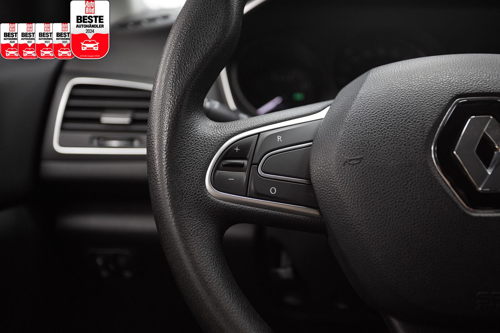 Renault Megane Megane IV Lim. LIFE*SITZH*PDC*TEMPOMAT*5-TÜRER*