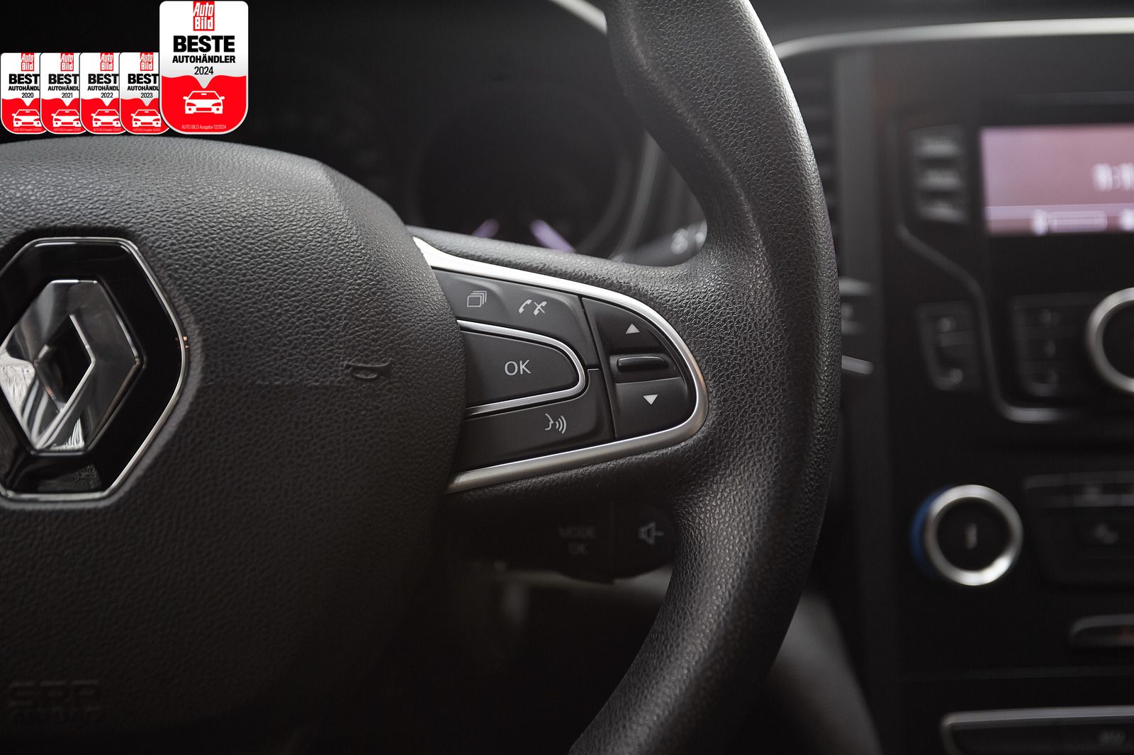 Renault Megane Megane IV Lim. LIFE*SITZH*PDC*TEMPOMAT*5-TÜRER*