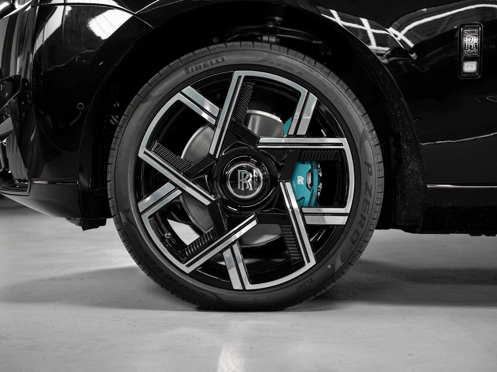 Rolls-Royce Cullinan Cullinan Black Badge &quot; Starlight+4 Seat+Picnic&quot;
