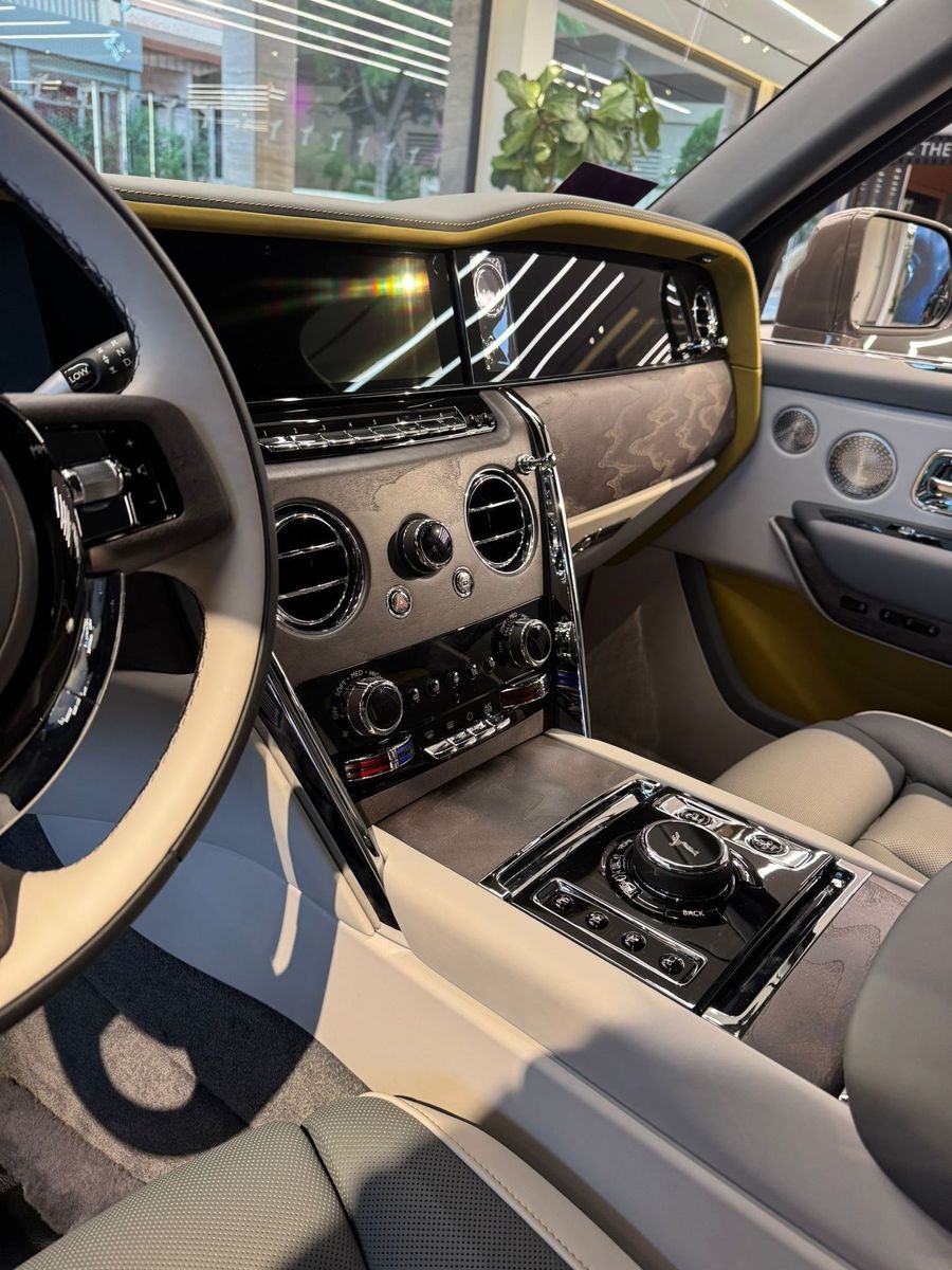 Rolls-Royce Cullinan Cullinan °FACELIFT°IMMEDIATELY°NETTO EXPORT°