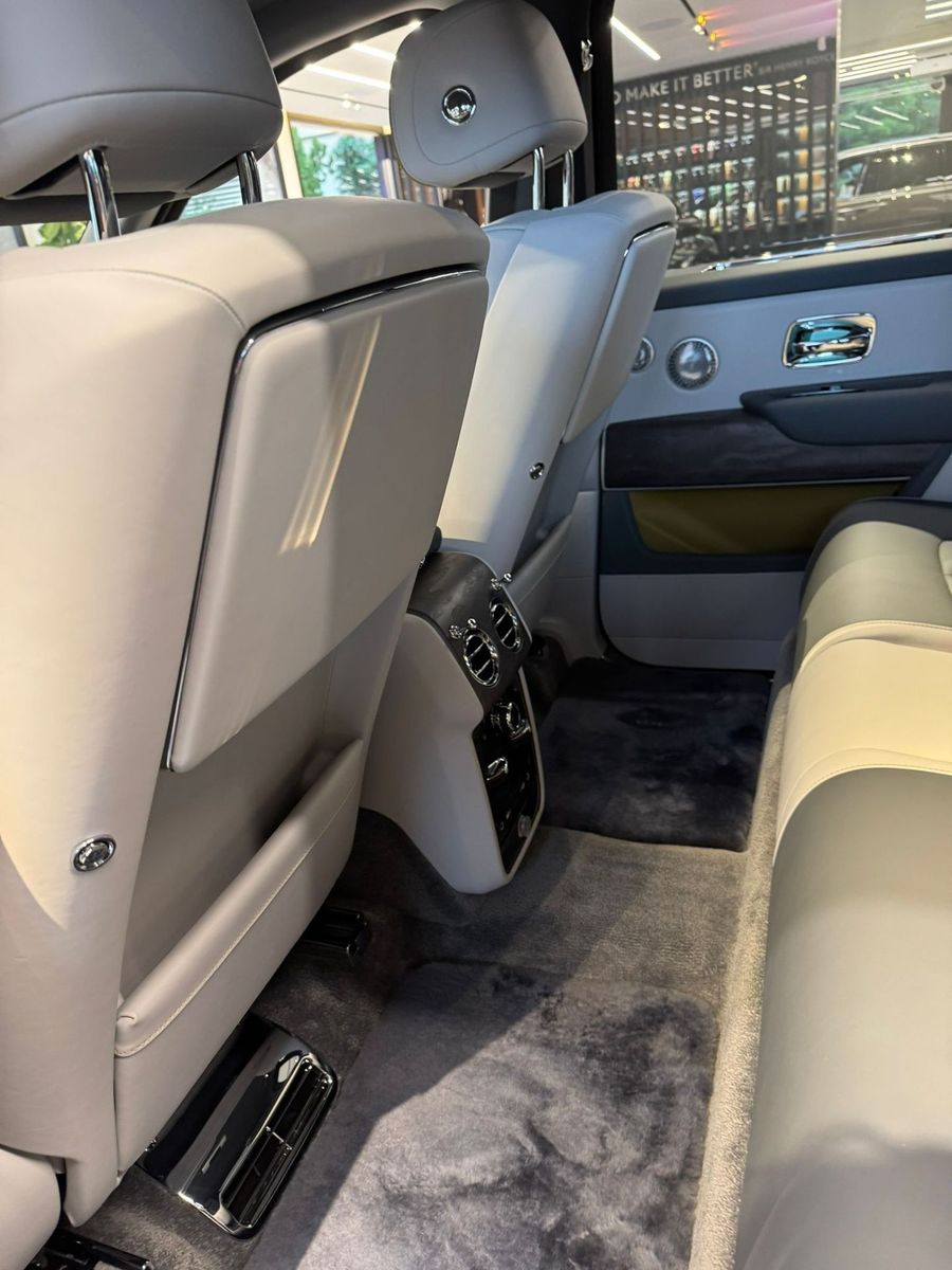 Rolls-Royce Cullinan Cullinan °FACELIFT°IMMEDIATELY°NETTO EXPORT°