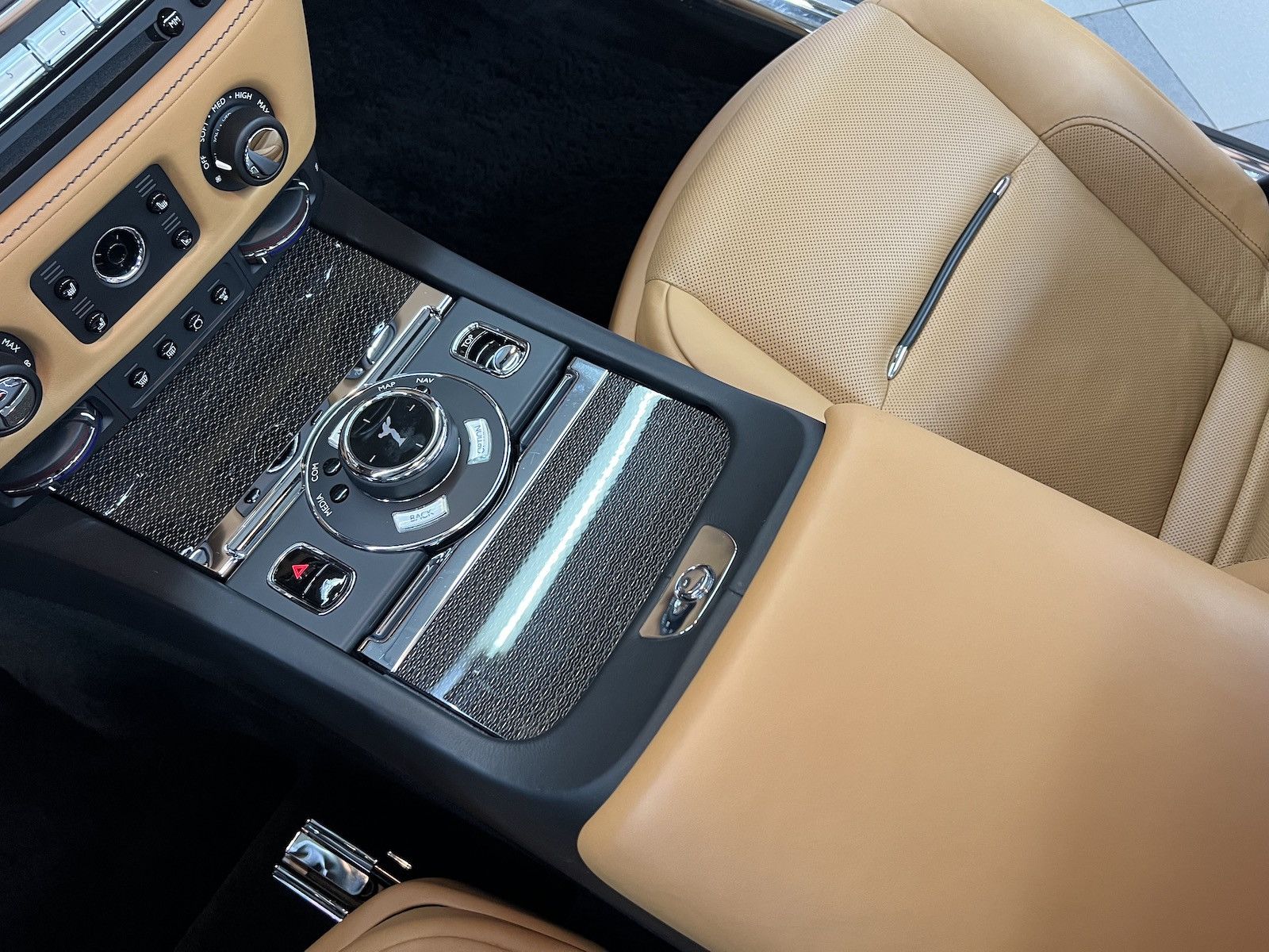 Rolls-Royce Dawn Dawn original BLACK BADGE 601 PS 2.Hand*u-frei