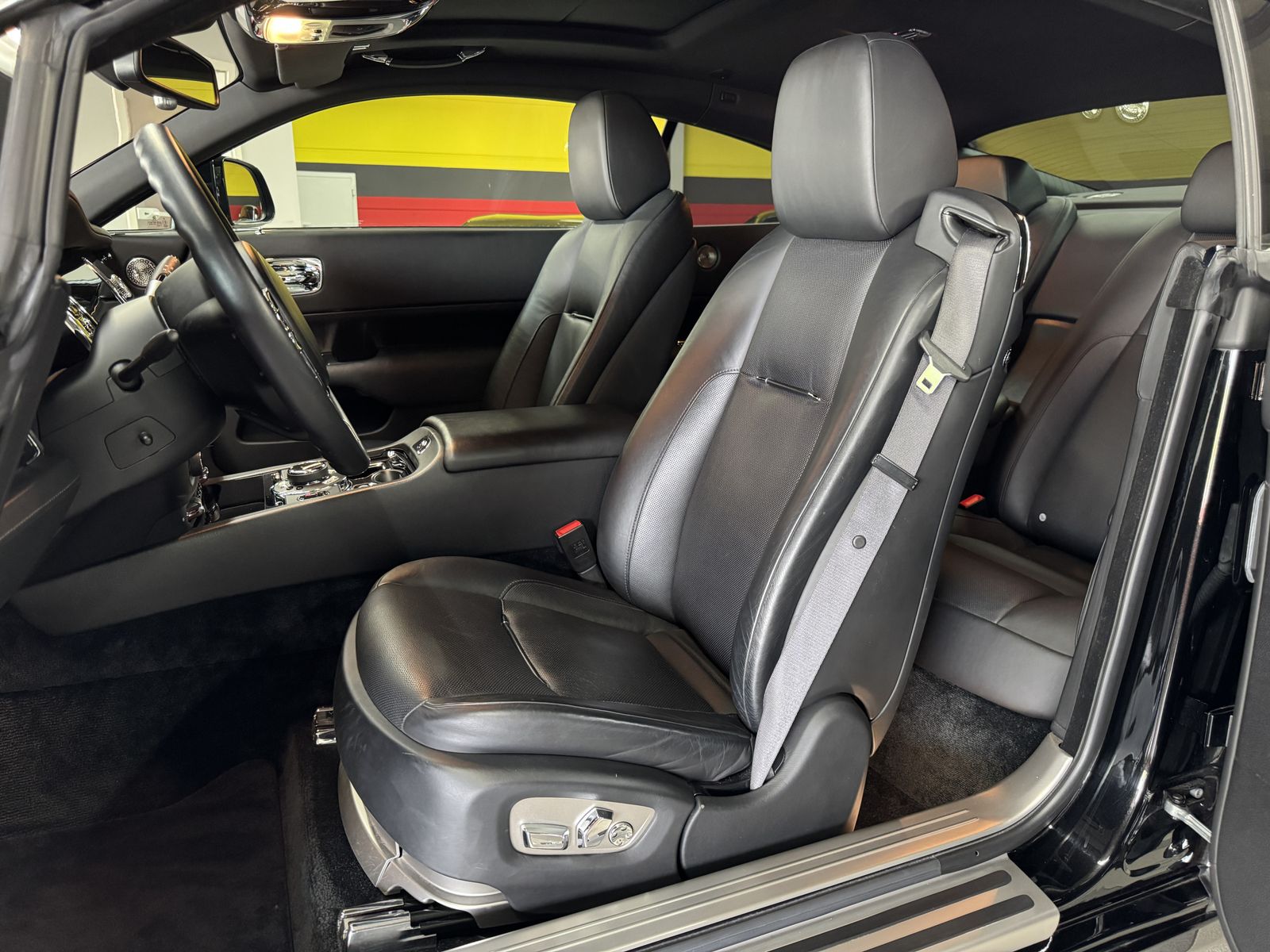 Rolls-Royce Wraith Wraith all Black! Dt.Auto*unfallfrei*tolle Optik