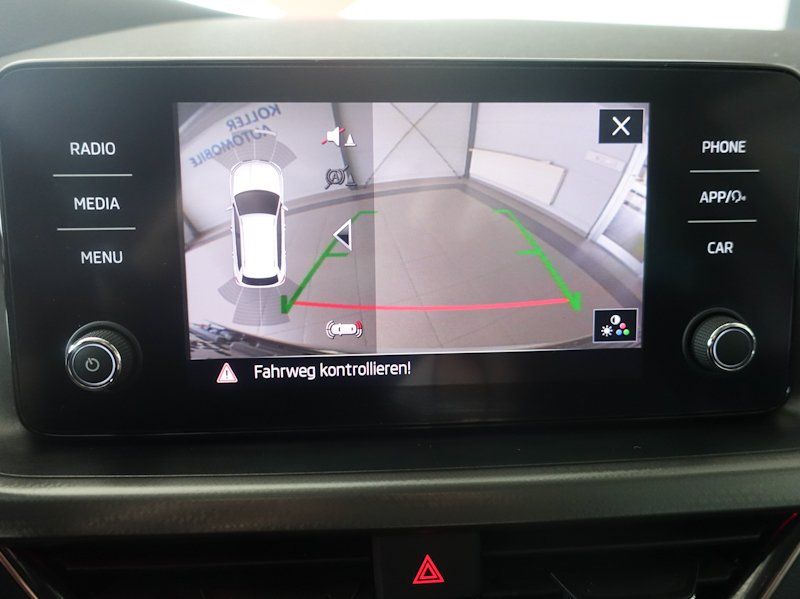Skoda Kamiq Kamiq 1.0 TSI Style AHK el.Heckkl. Kamera 4xSHZ