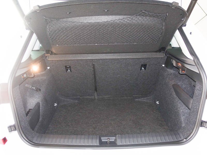 Skoda Kamiq Kamiq 1.0 TSI Style AHK el.Heckkl. Kamera 4xSHZ