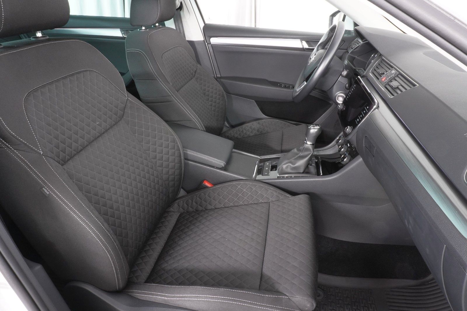 Skoda Superb Superb Business Amundsen Style Xenon Canton