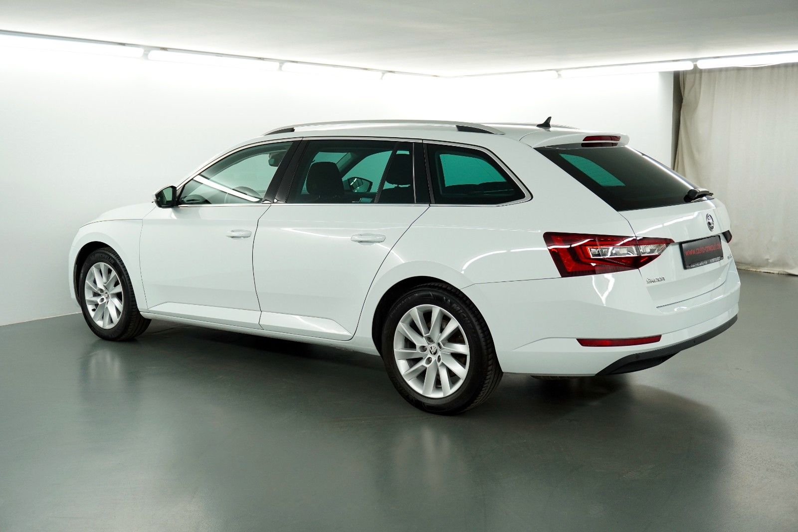 Skoda Superb Superb Business Amundsen Style Xenon Canton
