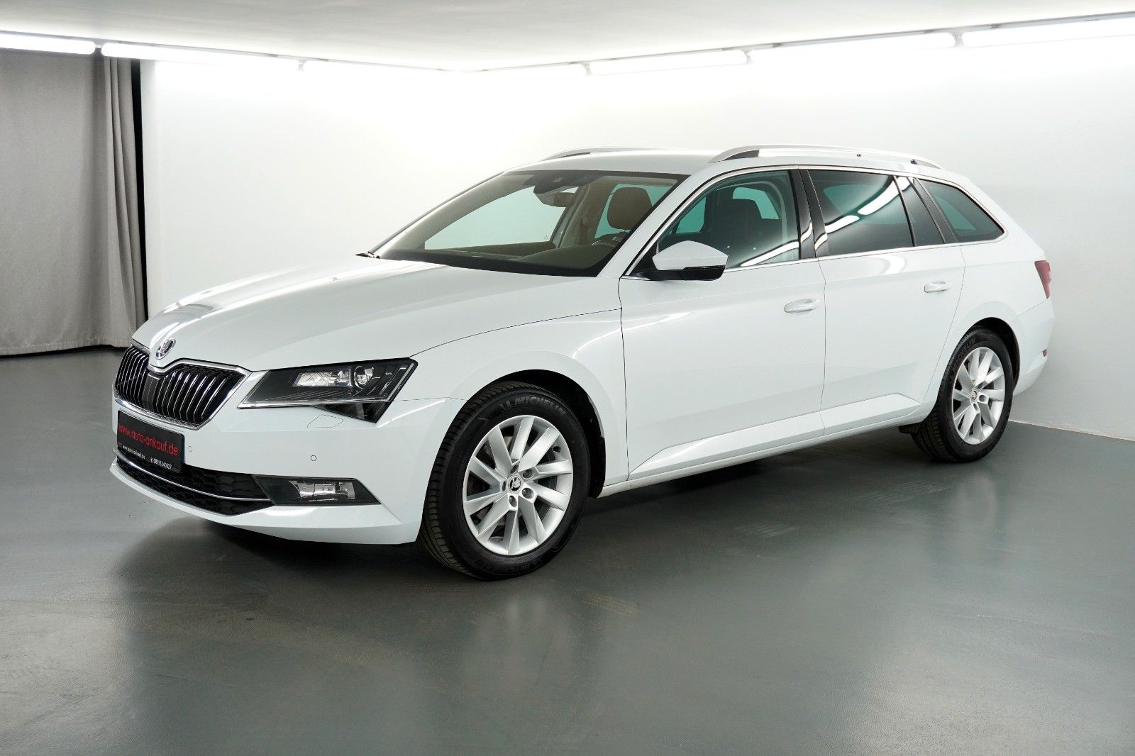 Skoda Superb Superb Business Amundsen Style Xenon Canton