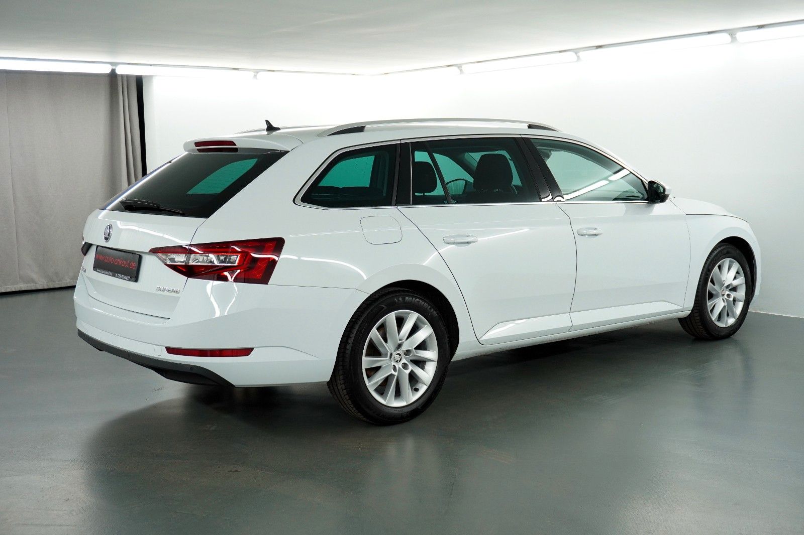 Skoda Superb Superb Business Amundsen Style Xenon Canton