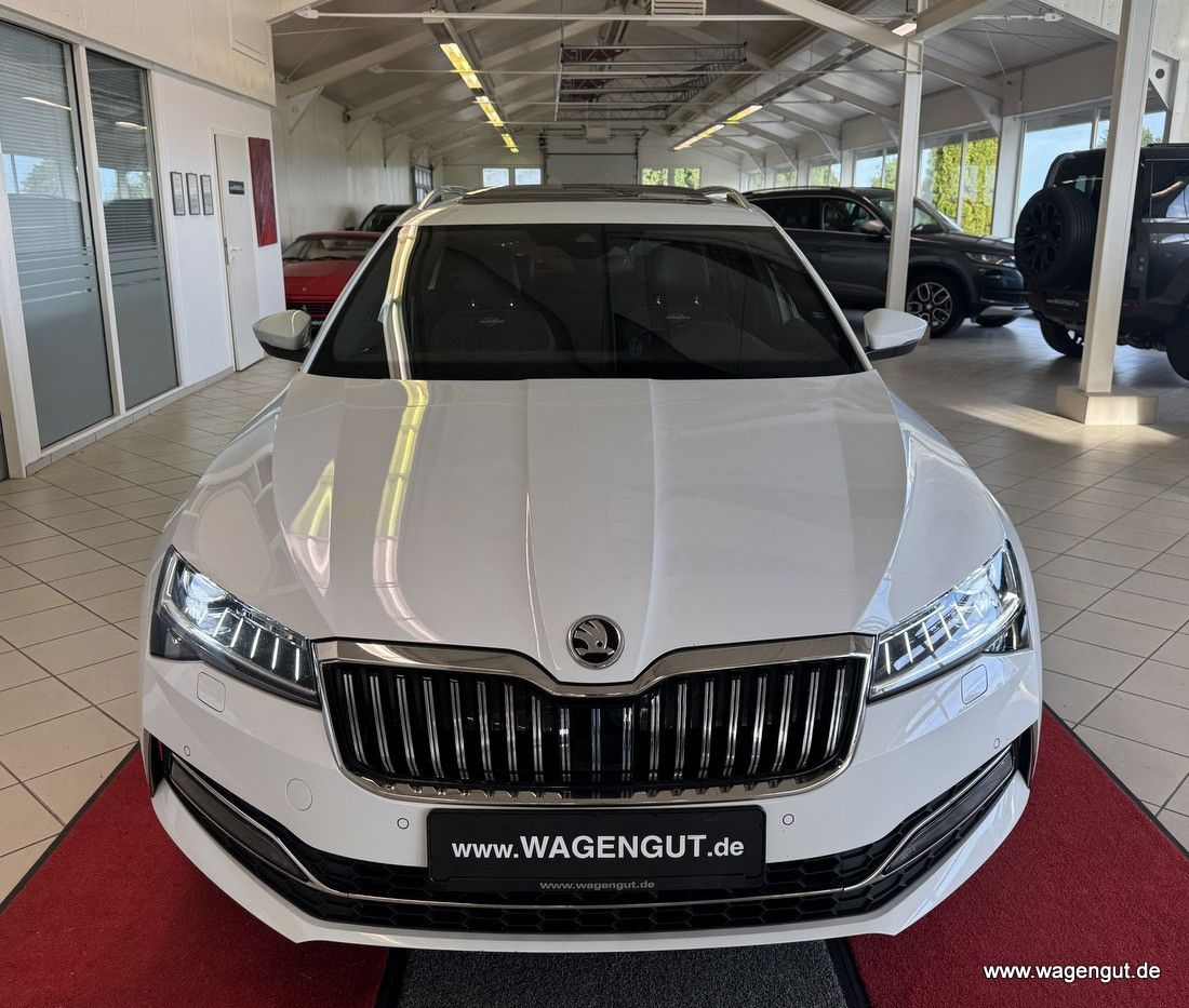 Skoda Superb Superb Combi L&amp;K*CAM*MatrBeam*Pano*AHK*AppleCPla