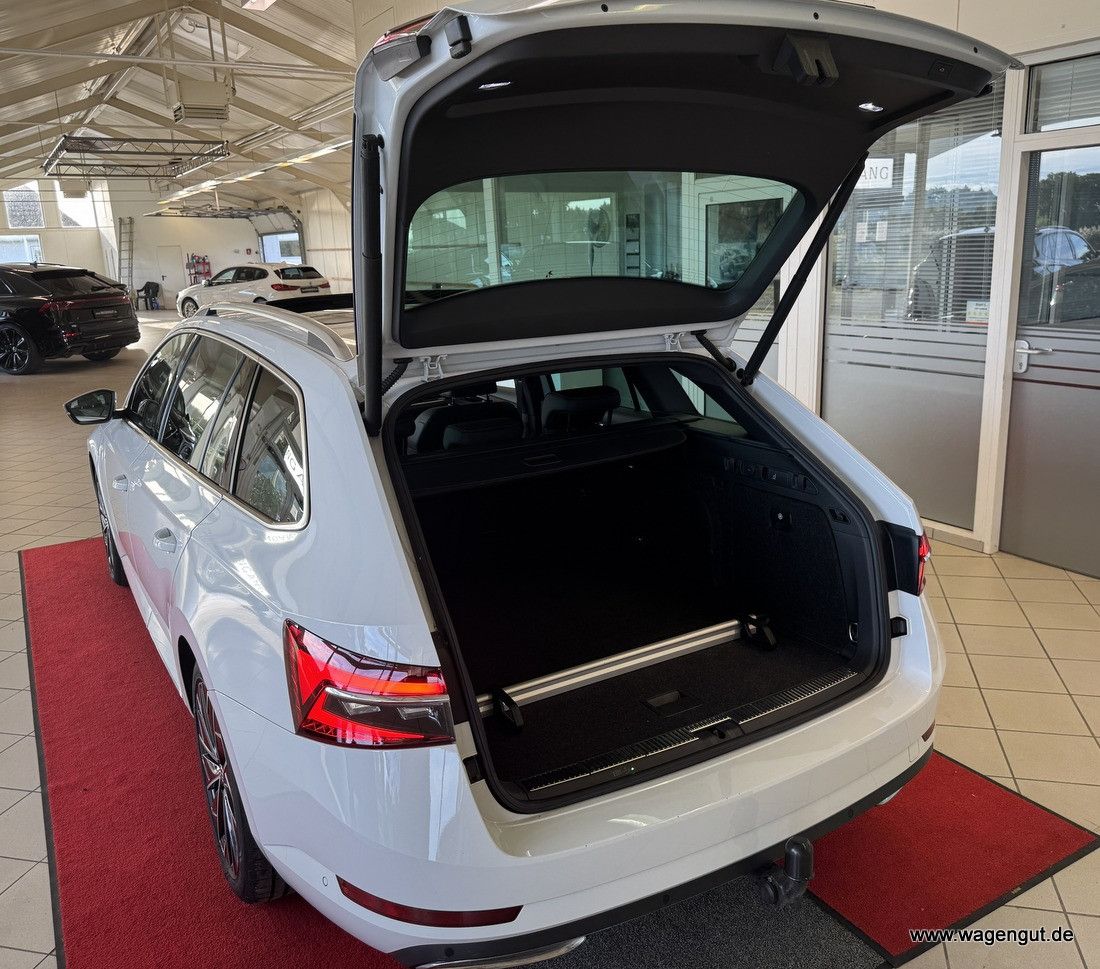 Skoda Superb Superb Combi L&amp;K*CAM*MatrBeam*Pano*AHK*AppleCPla