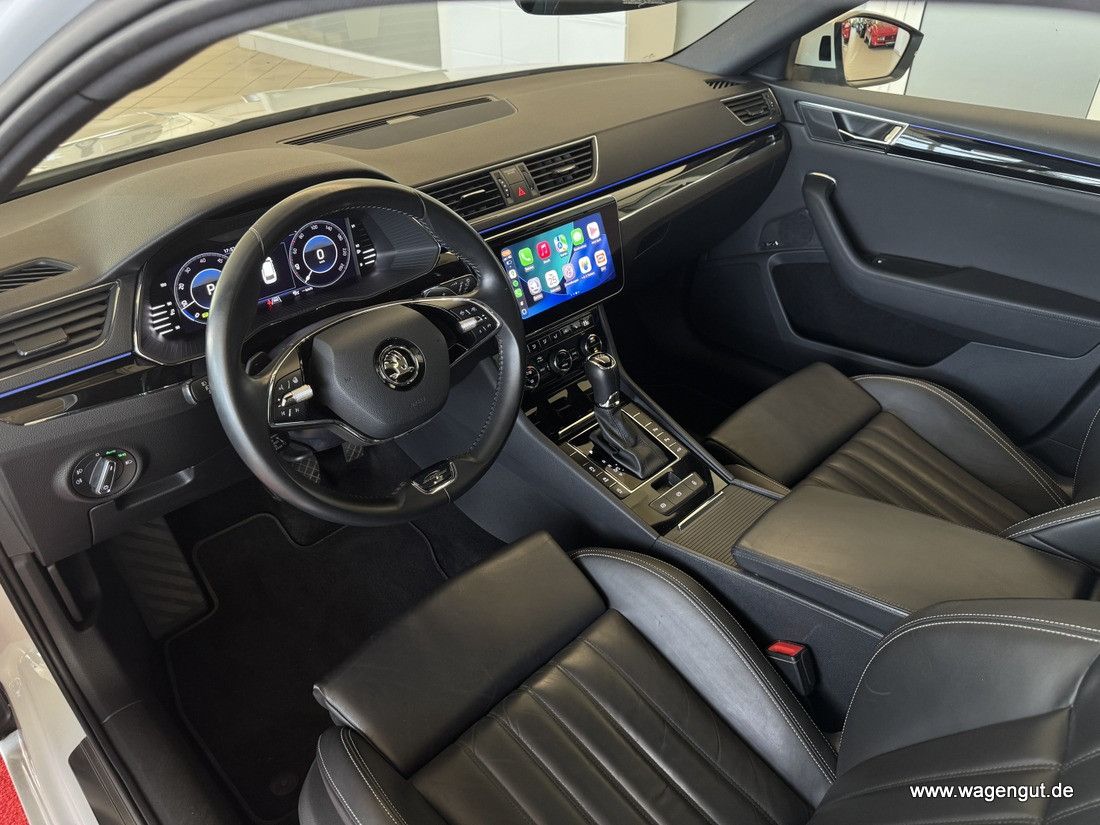 Skoda Superb Superb Combi L&amp;K*CAM*MatrBeam*Pano*AHK*AppleCPla