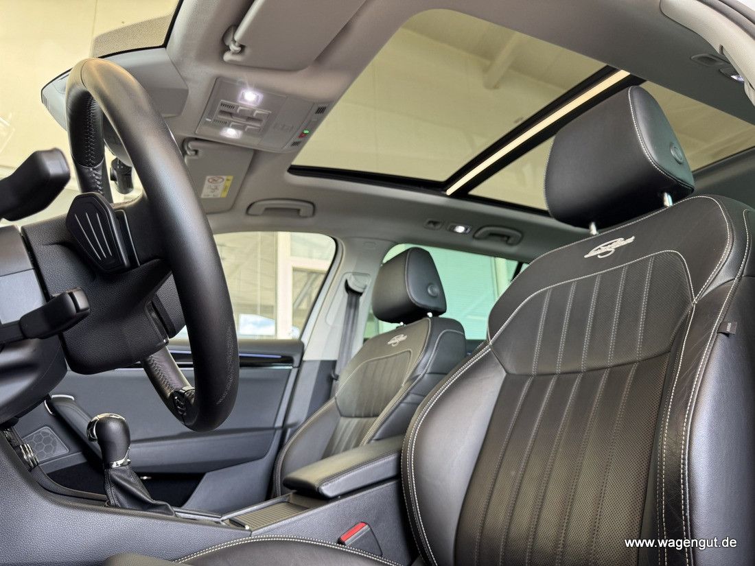 Skoda Superb Superb Combi L&amp;K*CAM*MatrBeam*Pano*Webast*AppCar