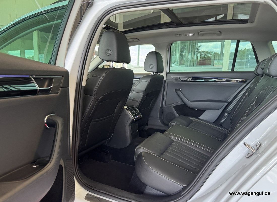 Skoda Superb Superb Combi L&amp;K*CAM*MatrBeam*Pano*Webast*AppCar