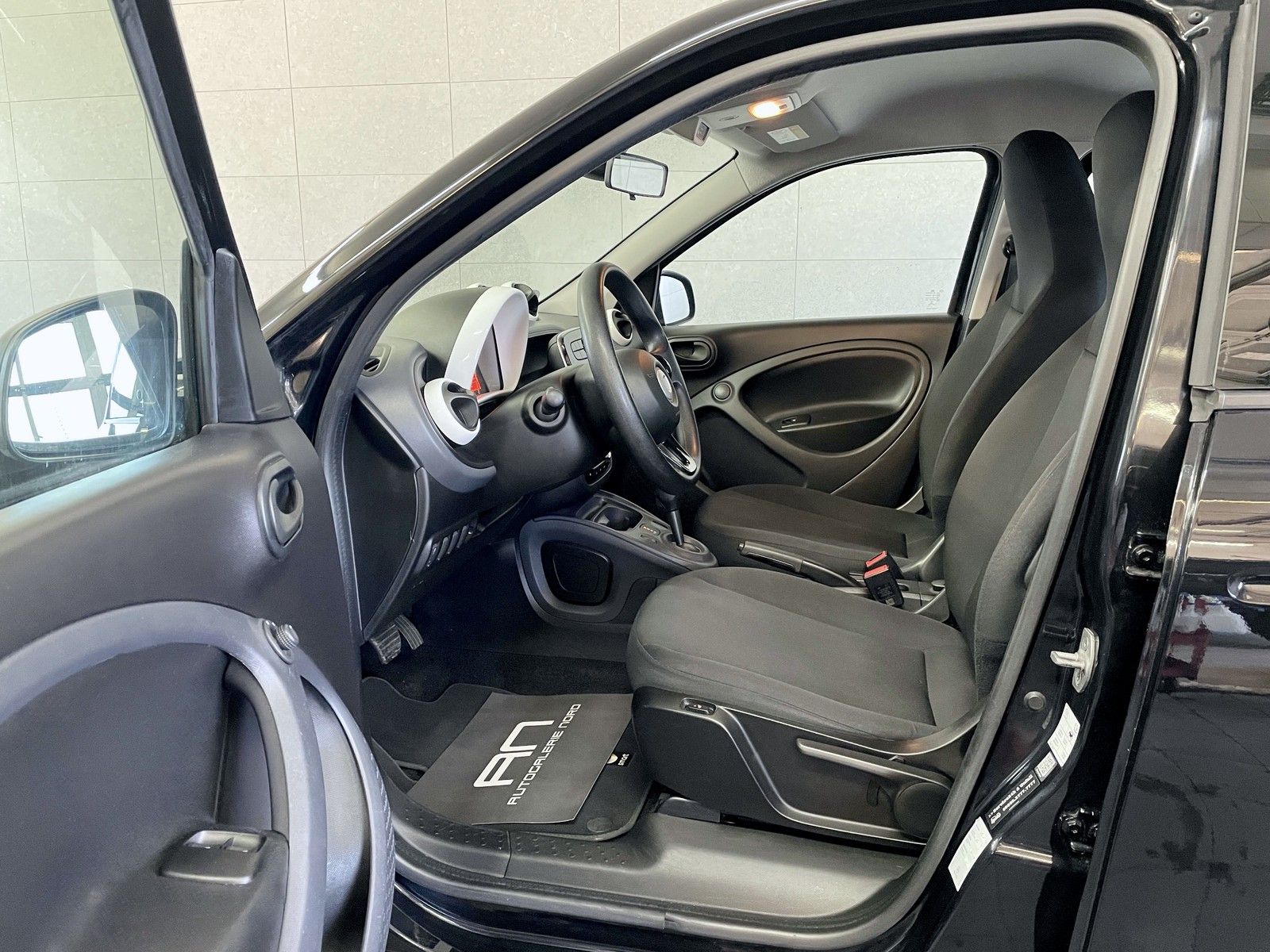 Smart ForFour forfour Automatik LED+Sitzheizung+Tempomat