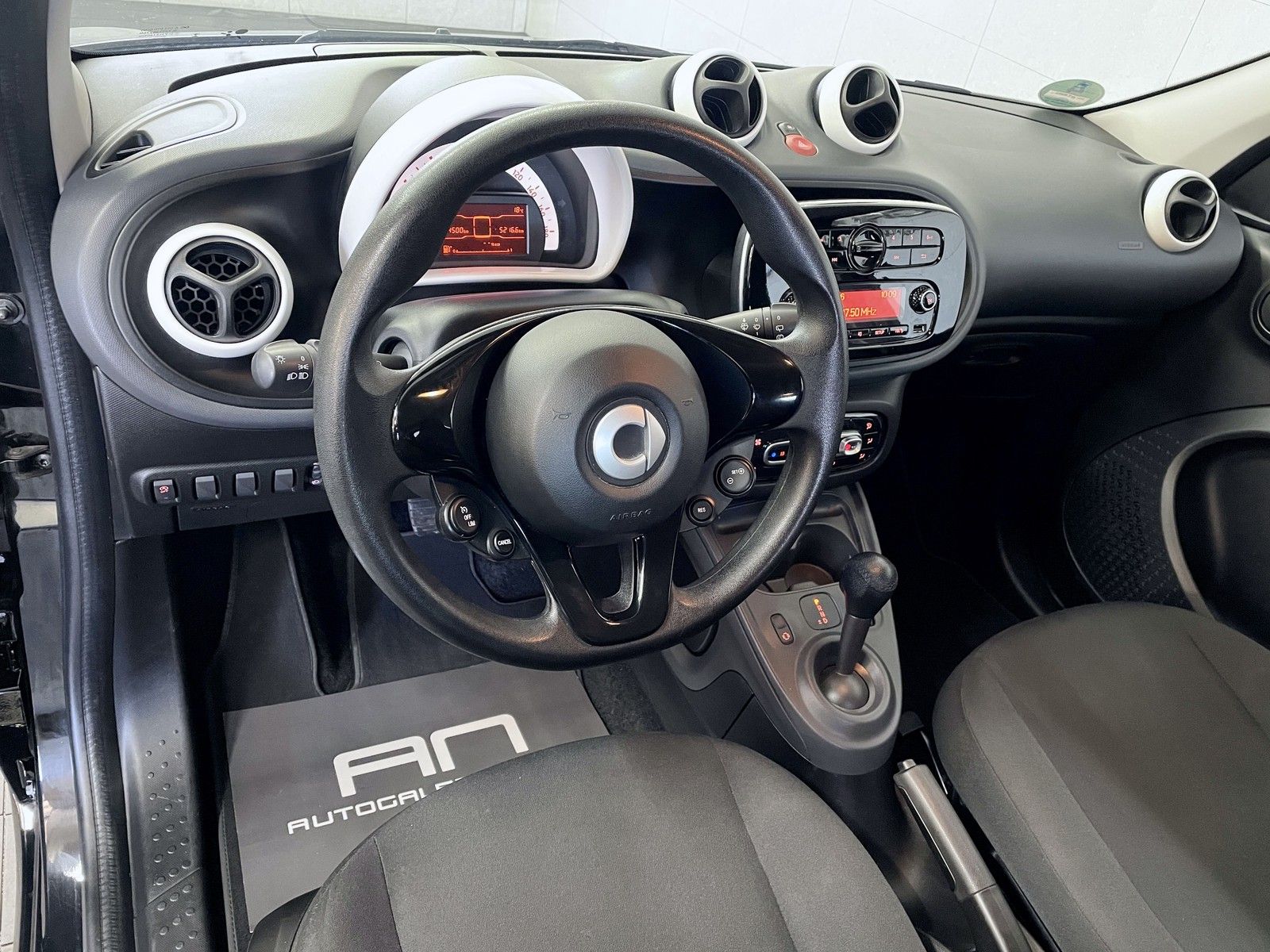 Smart ForFour forfour Automatik LED+Sitzheizung+Tempomat