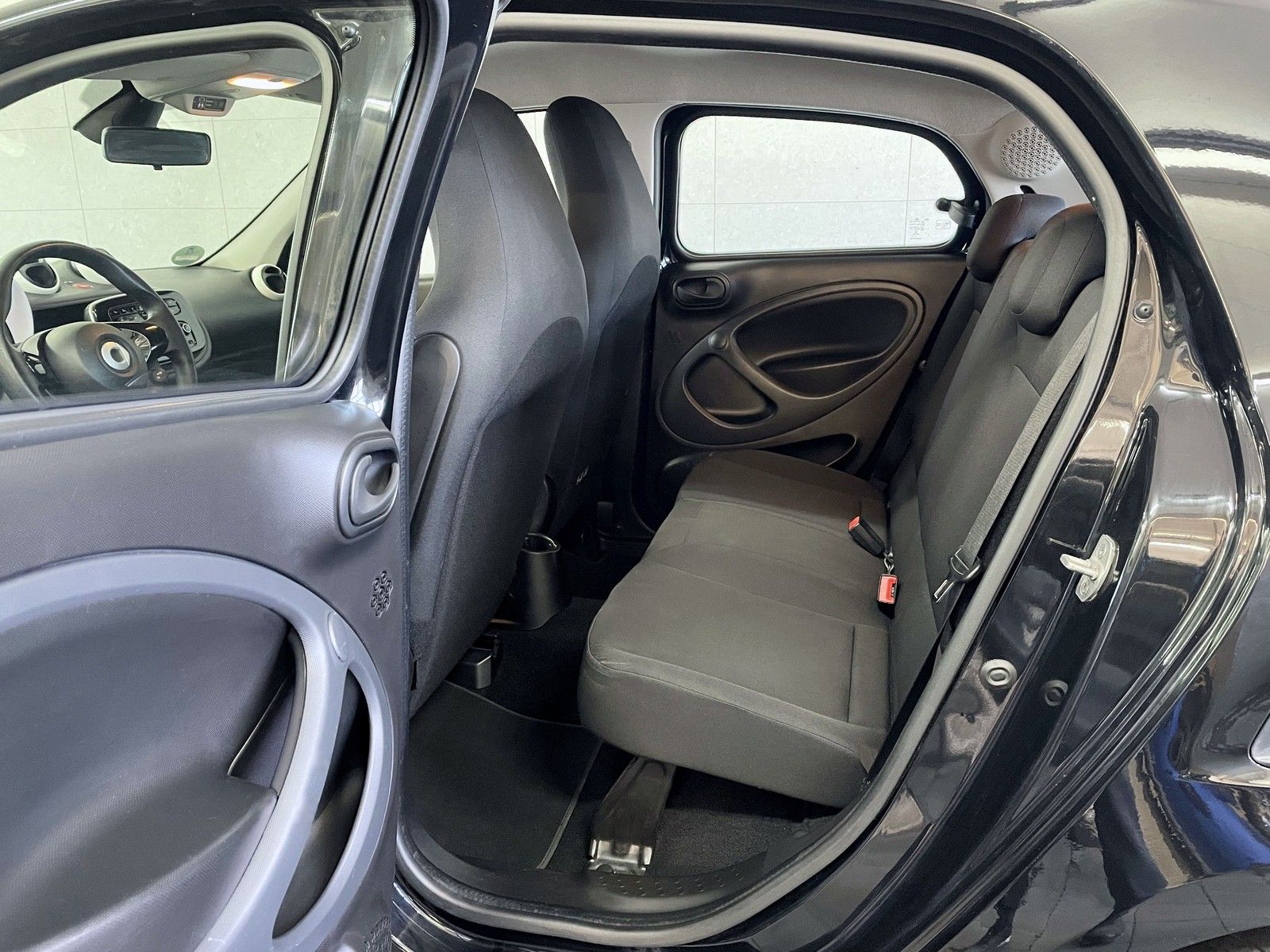 Smart ForFour forfour Automatik LED+Sitzheizung+Tempomat