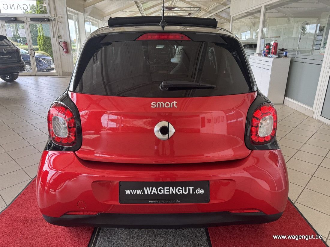 Smart ForFour ForFour Prime*Leder*Sportpaket*LED*JBL*FaltDach*
