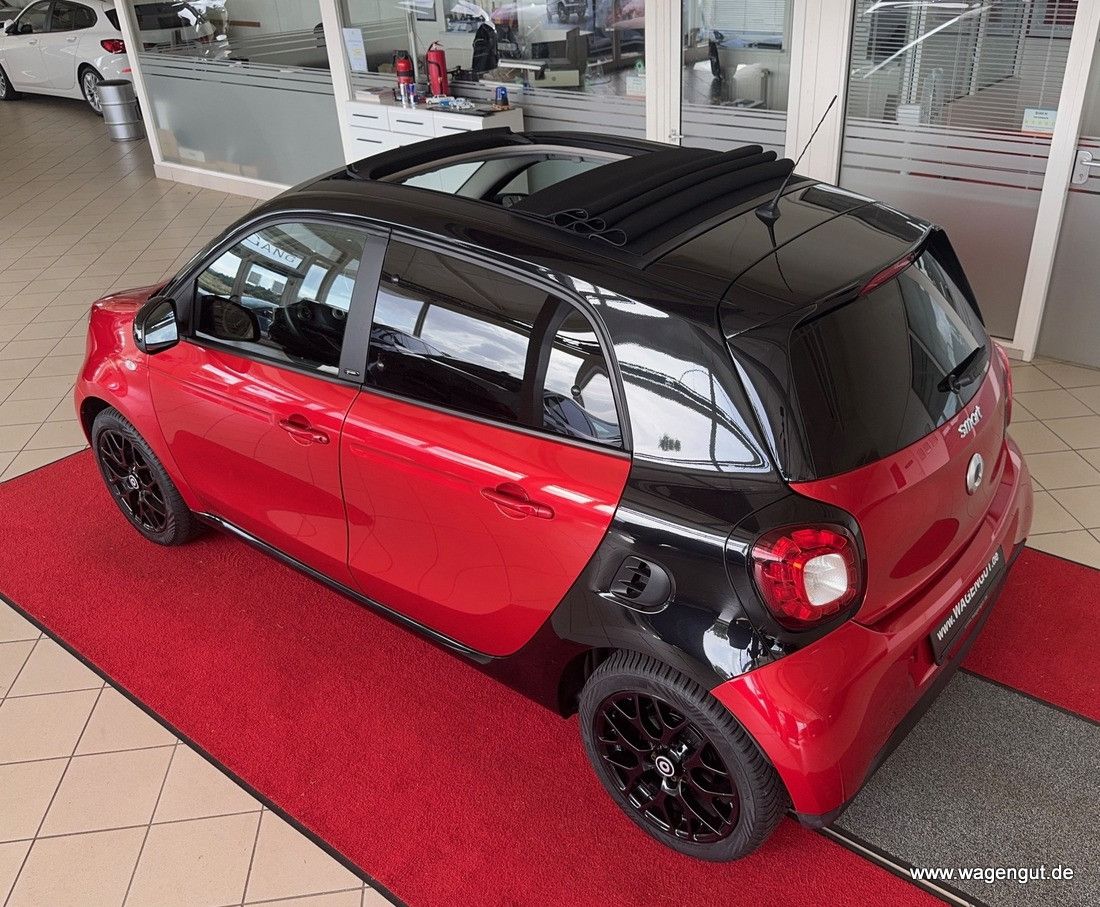 Smart ForFour ForFour Prime*Leder*Sportpaket*LED*JBL*FaltDach*