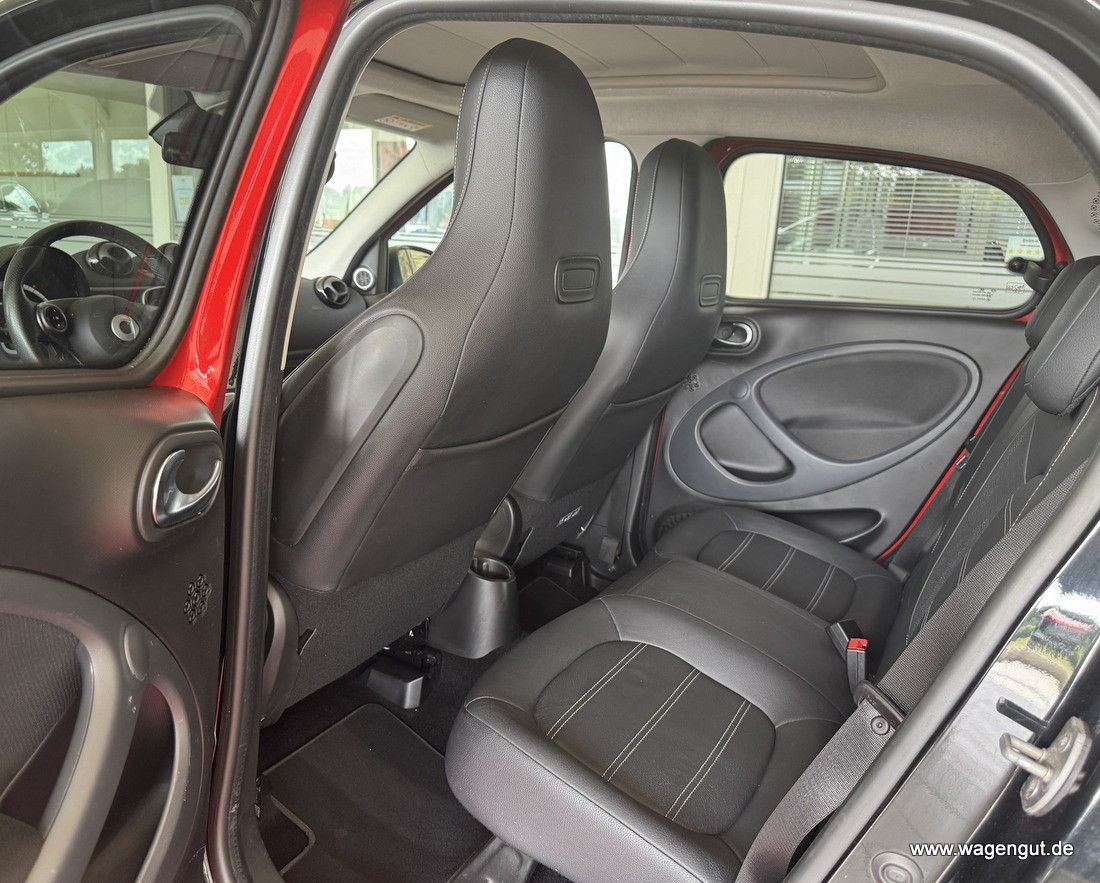 Smart ForFour ForFour Prime*Leder*Sportpaket*LED*JBL*FaltDach*