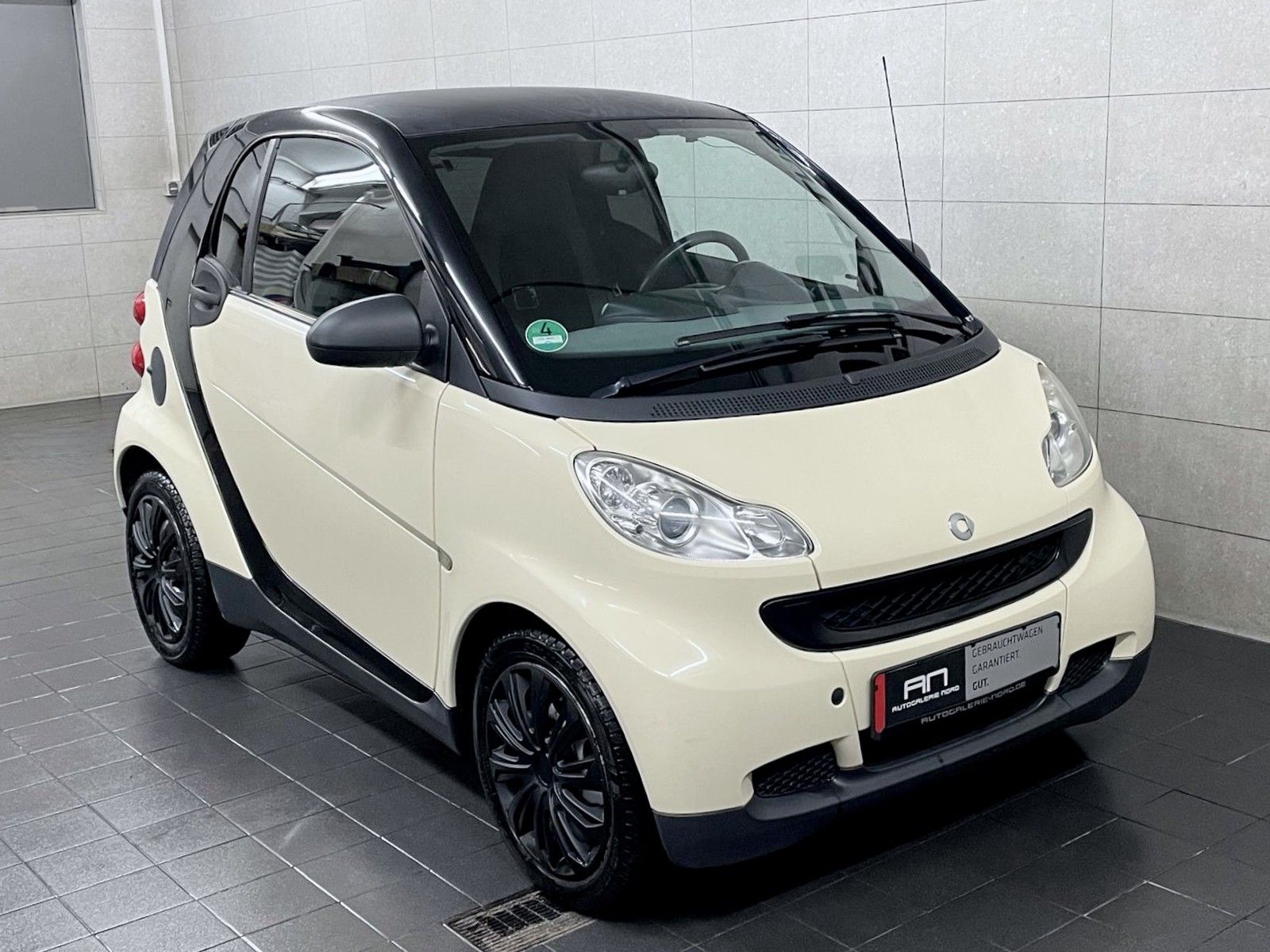 Smart ForTwo fortwo coupe Micro Hybrid Drive Apple Carplay