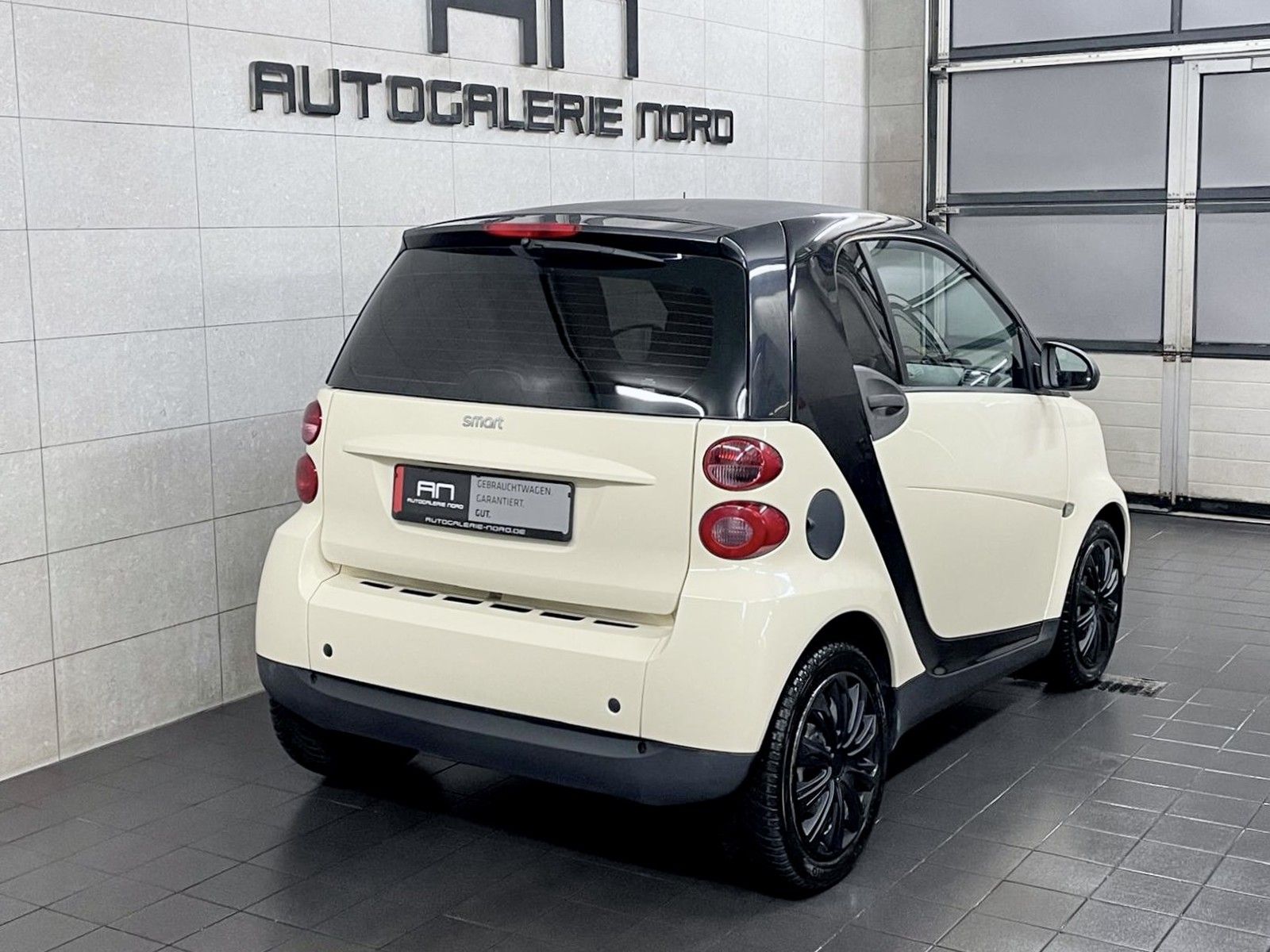 Smart ForTwo fortwo coupe Micro Hybrid Drive Apple Carplay