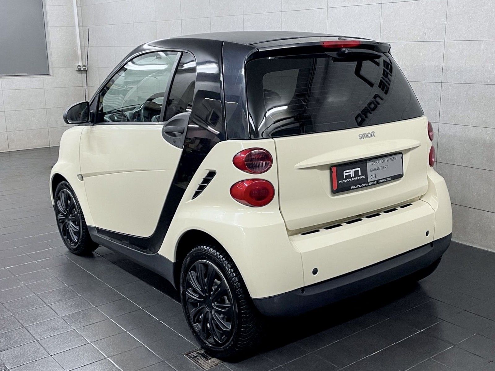 Smart ForTwo fortwo coupe Micro Hybrid Drive Apple Carplay