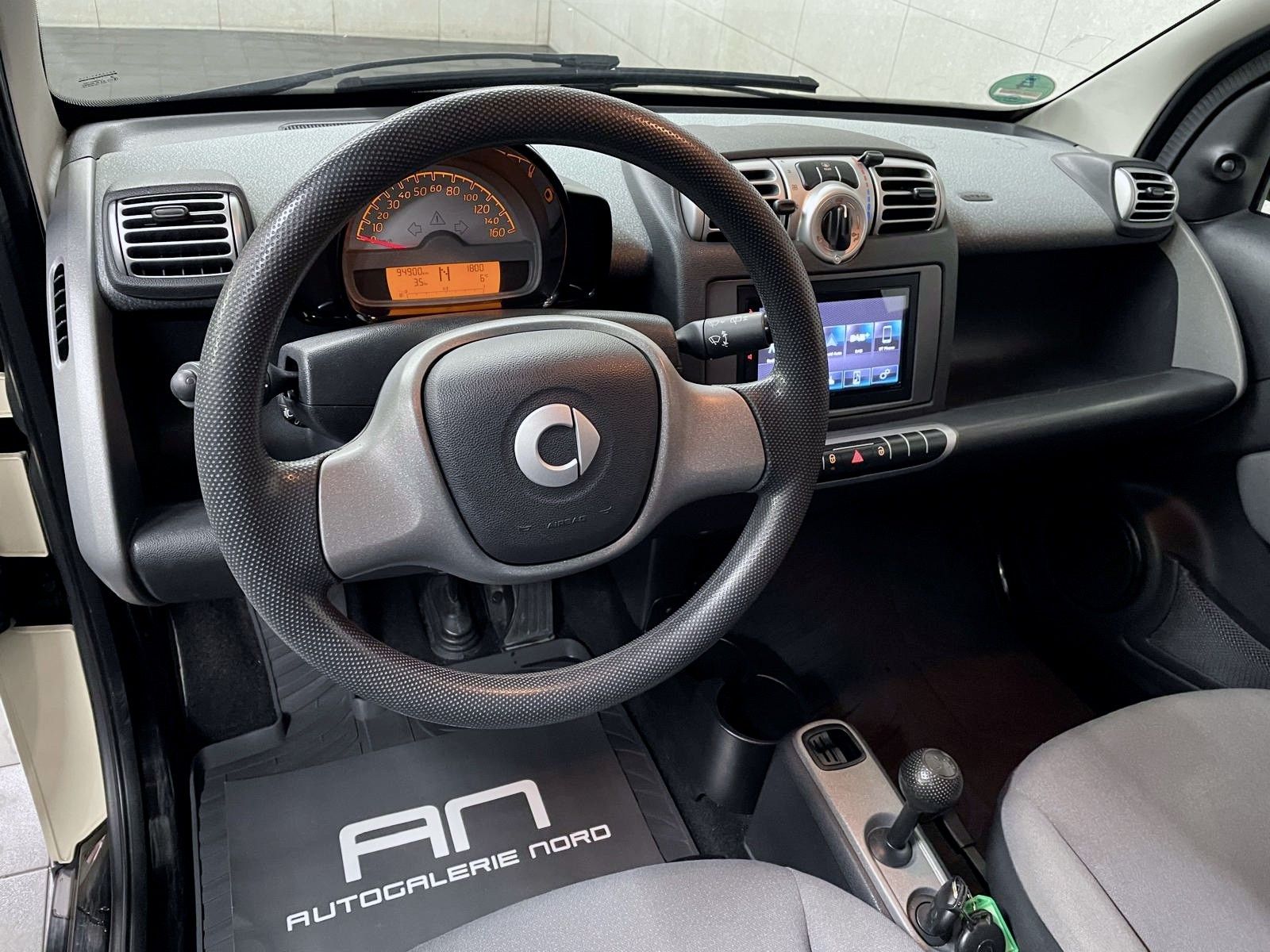 Smart ForTwo fortwo coupe Micro Hybrid Drive Apple Carplay