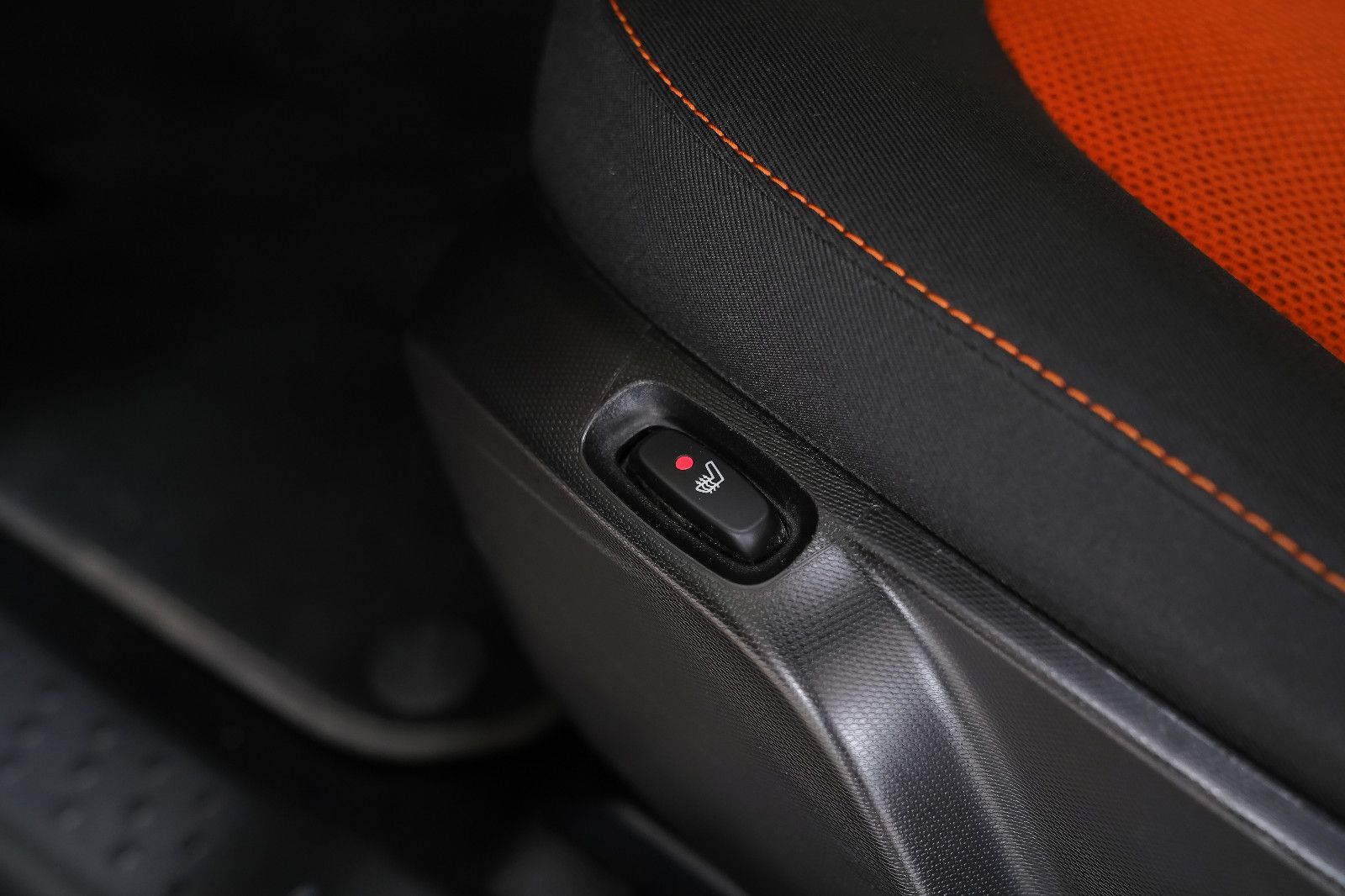 Smart ForTwo ForTwo fortwo coupe 52kW Navi Cool &amp; Audio