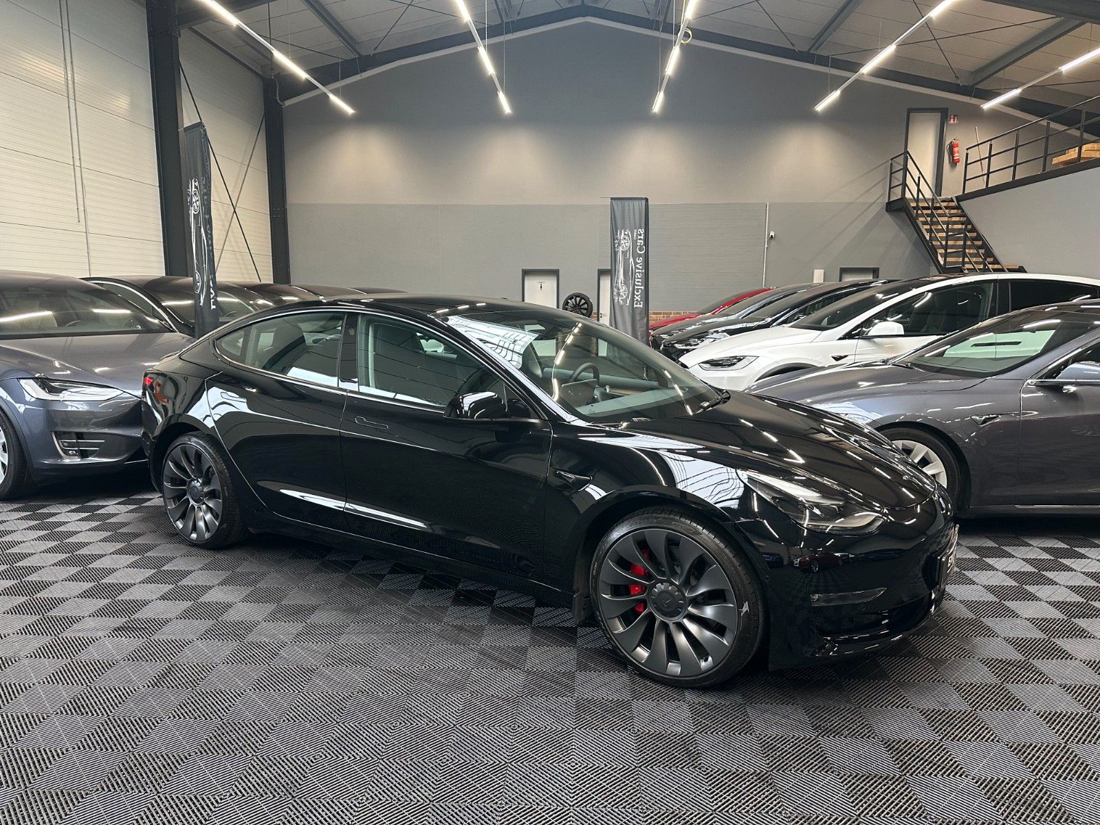 Tesla Model 3 MODEL 3 PERFORMANCE | 20INCH | AMD RYZEN |