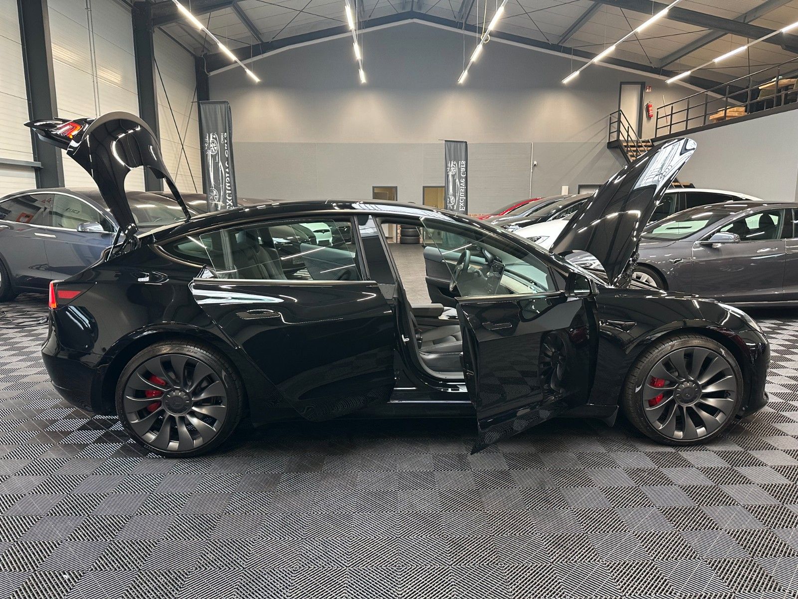 Tesla Model 3 MODEL 3 PERFORMANCE | 20INCH | AMD RYZEN |
