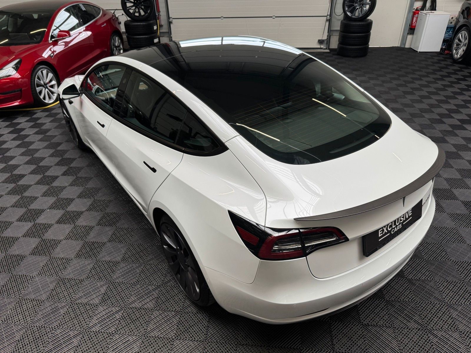 Tesla Model 3 MODEL 3 PERFORMANCE | AP3 | 20INCH | PEARL |