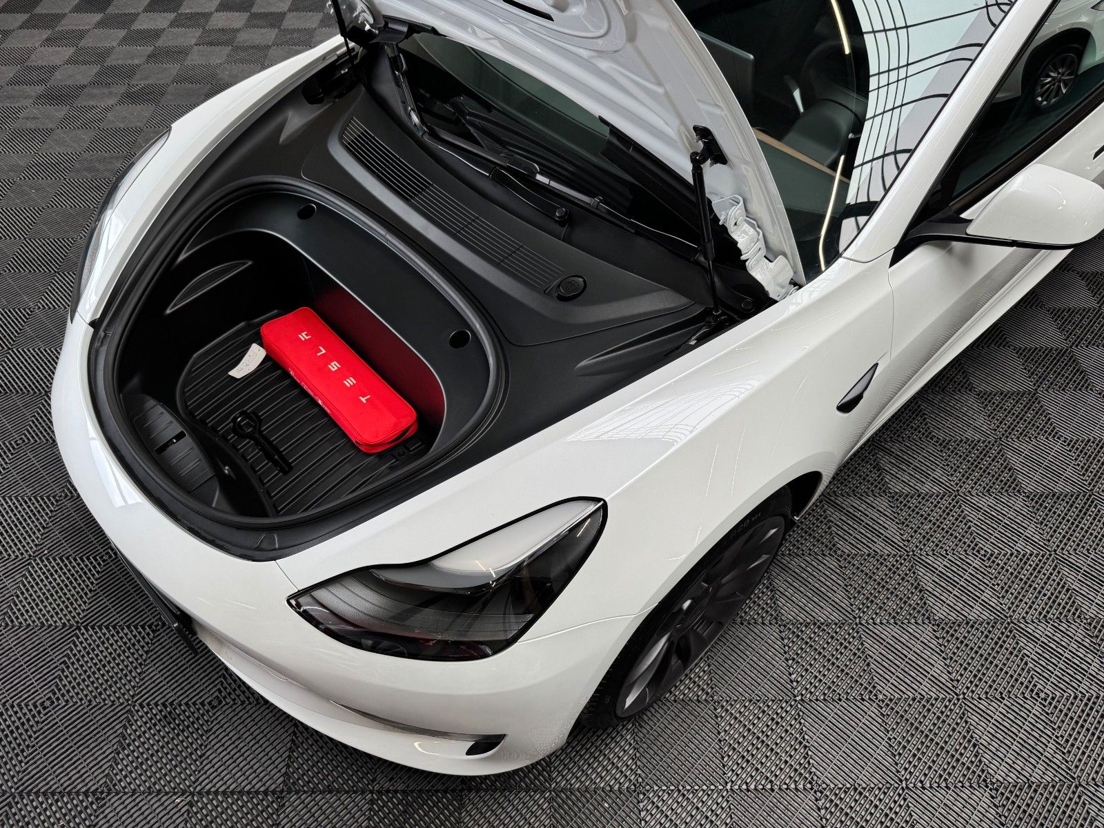 Tesla Model 3 MODEL 3 PERFORMANCE | AP3 | 20INCH | PEARL |