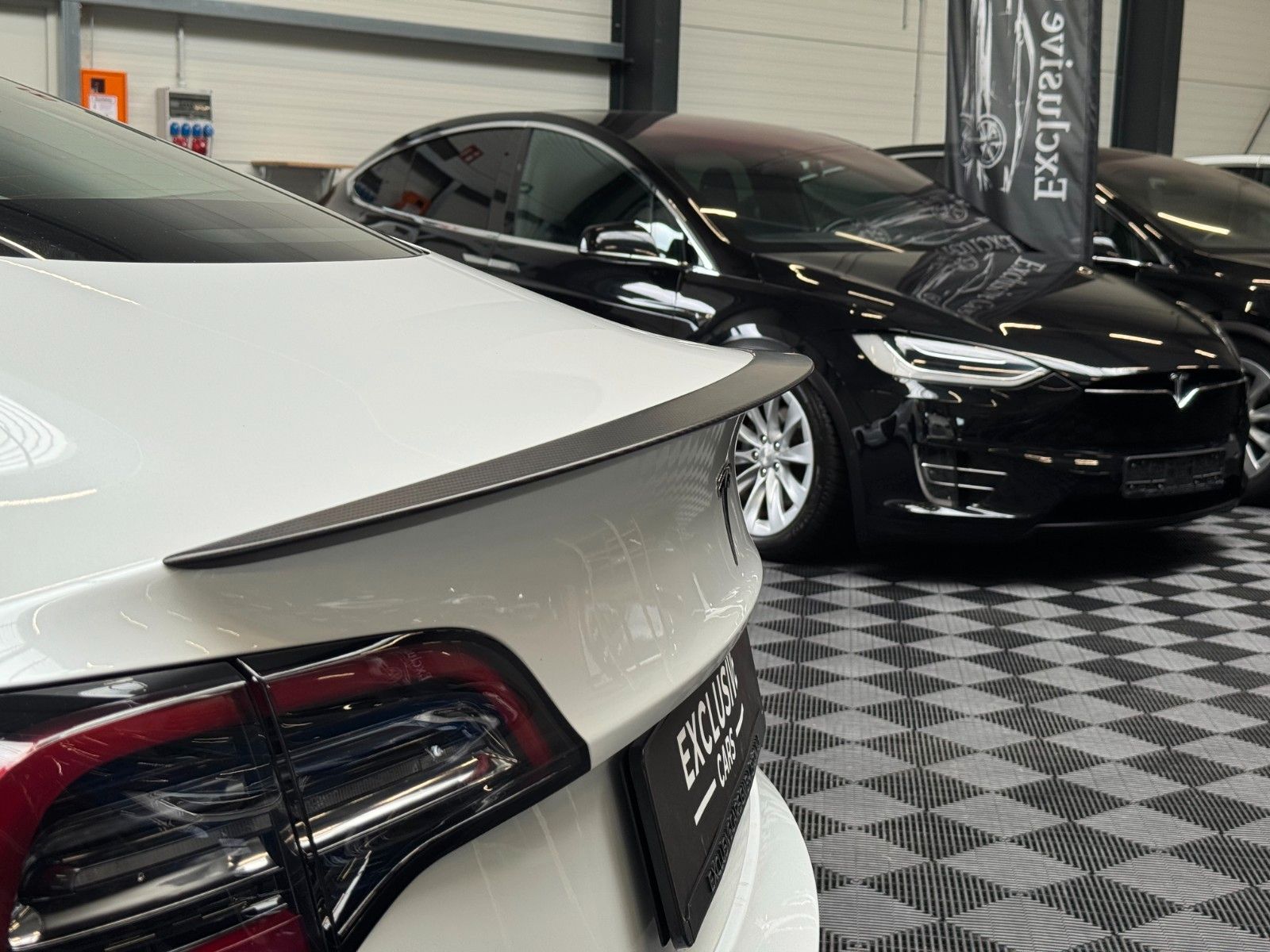 Tesla Model 3 MODEL 3 PERFORMANCE | AP3 | 20INCH | PEARL |