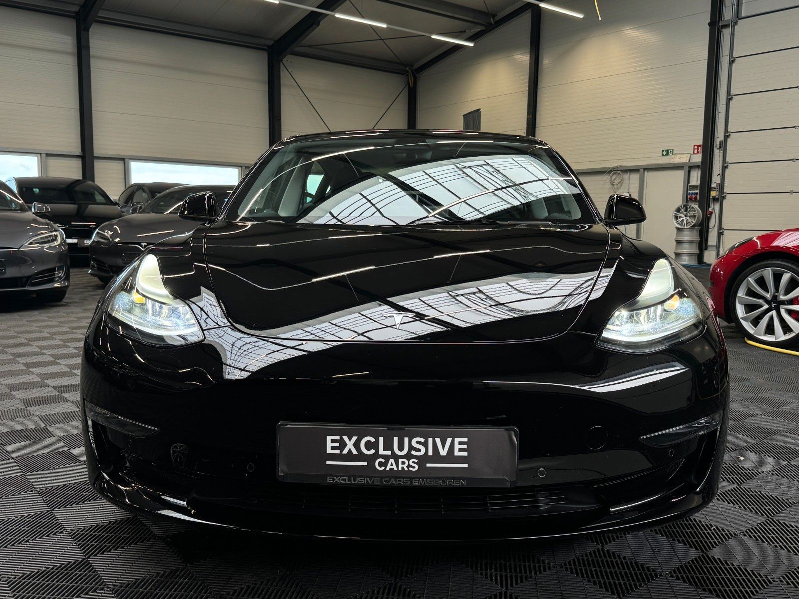 Tesla Model 3 MODEL 3 PERFORMANCE | AP3 | 20INCH | SOLID BLA |