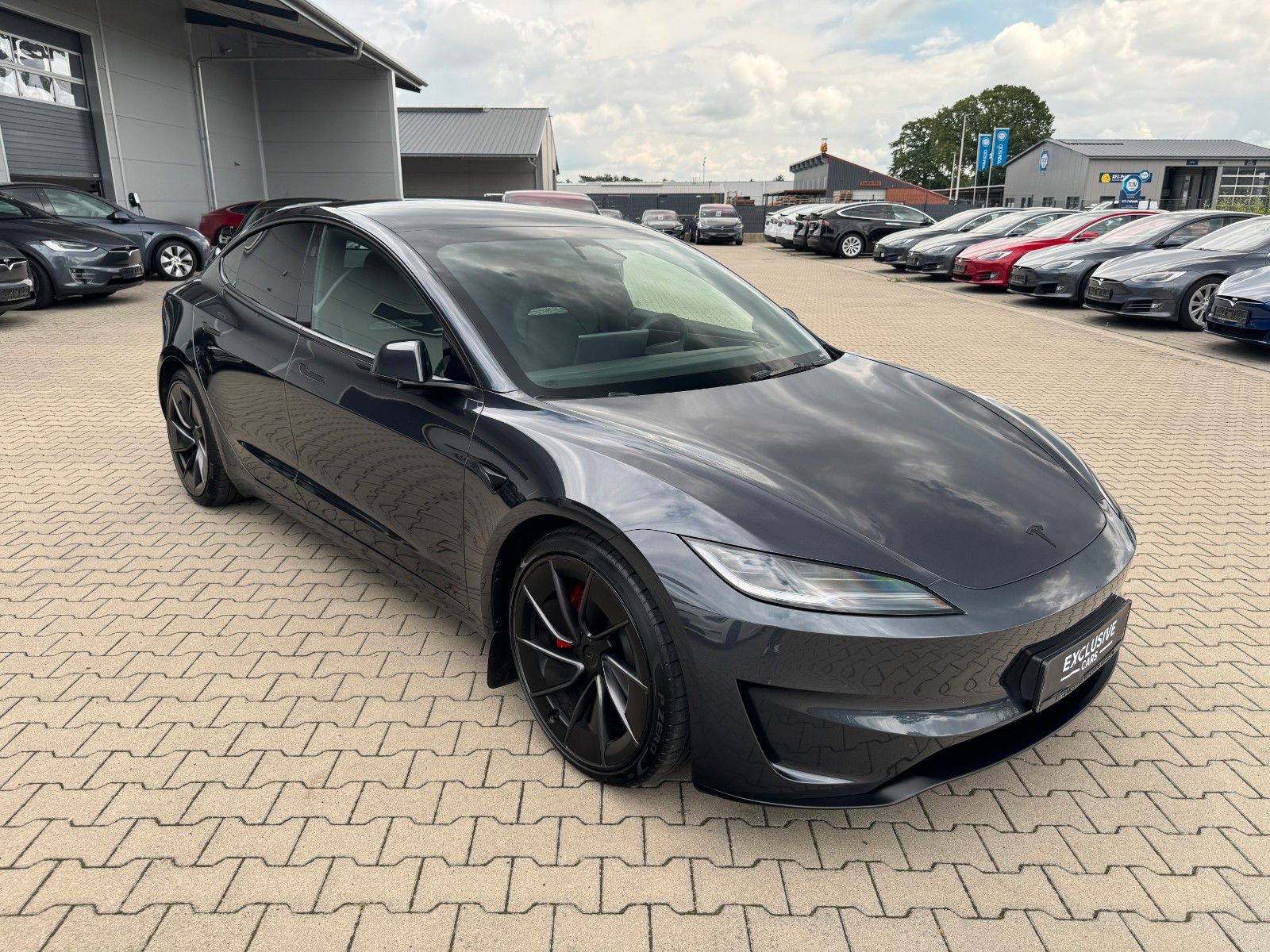 Tesla Model 3 MODEL 3 PERFORMANCE HIGHLAND