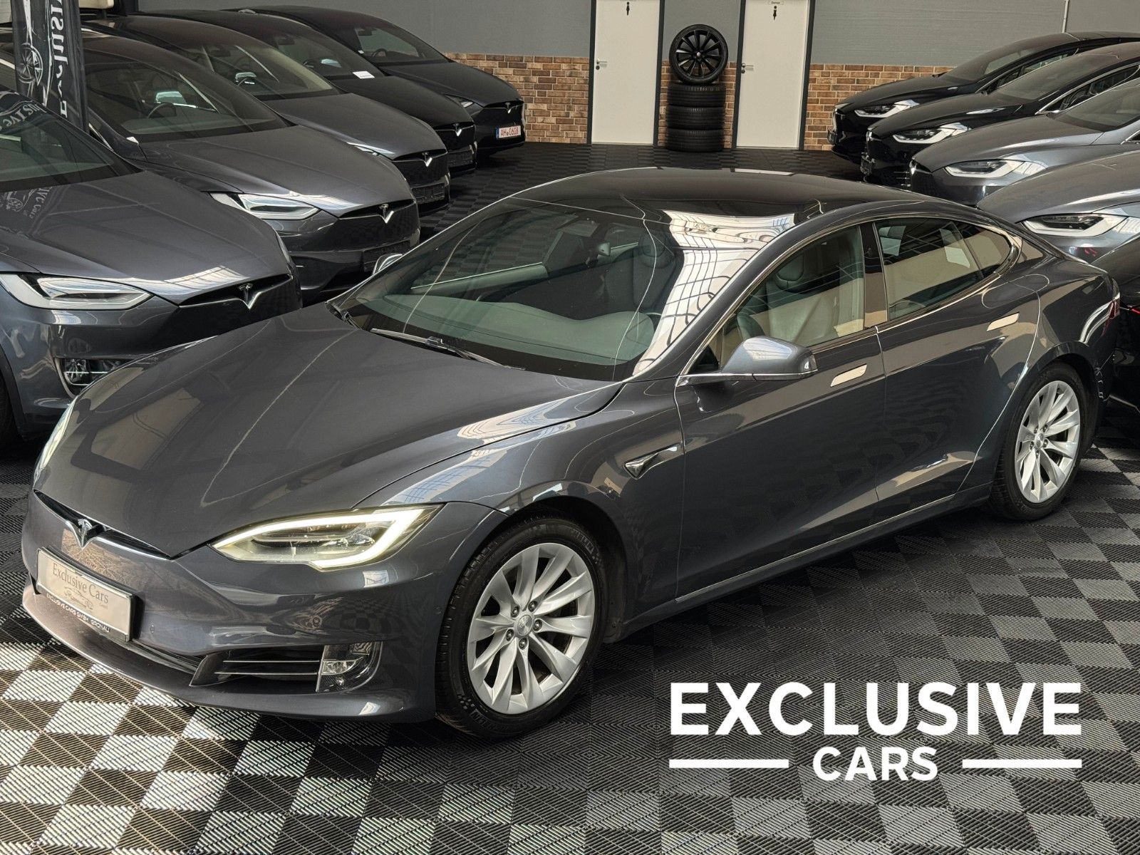 Tesla Model S MODEL S LONG RANGE RAVEN | AP 3.0 |TRAILER HIT |