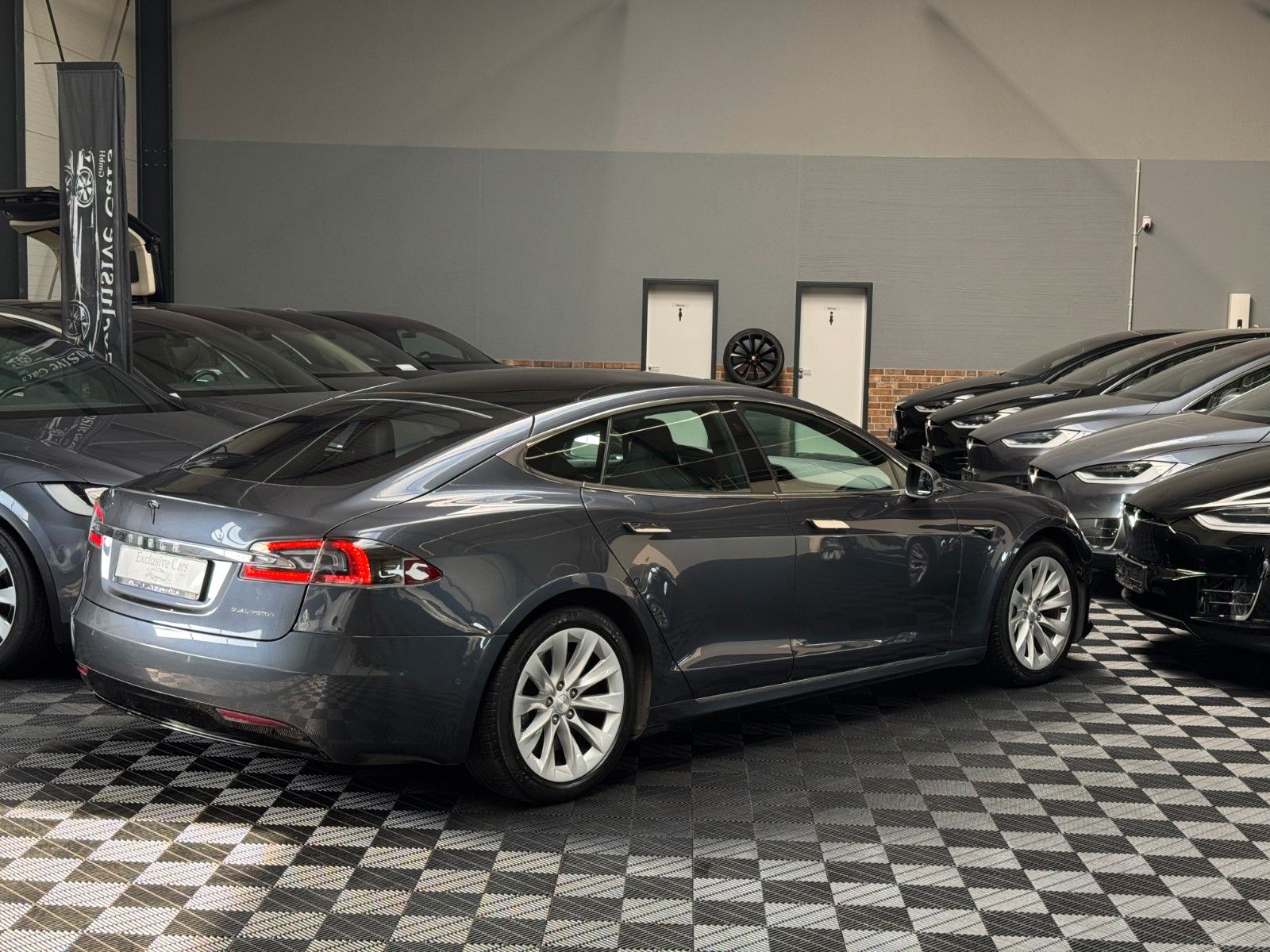 Tesla Model S MODEL S LONG RANGE RAVEN | AP 3.0 |TRAILER HIT |
