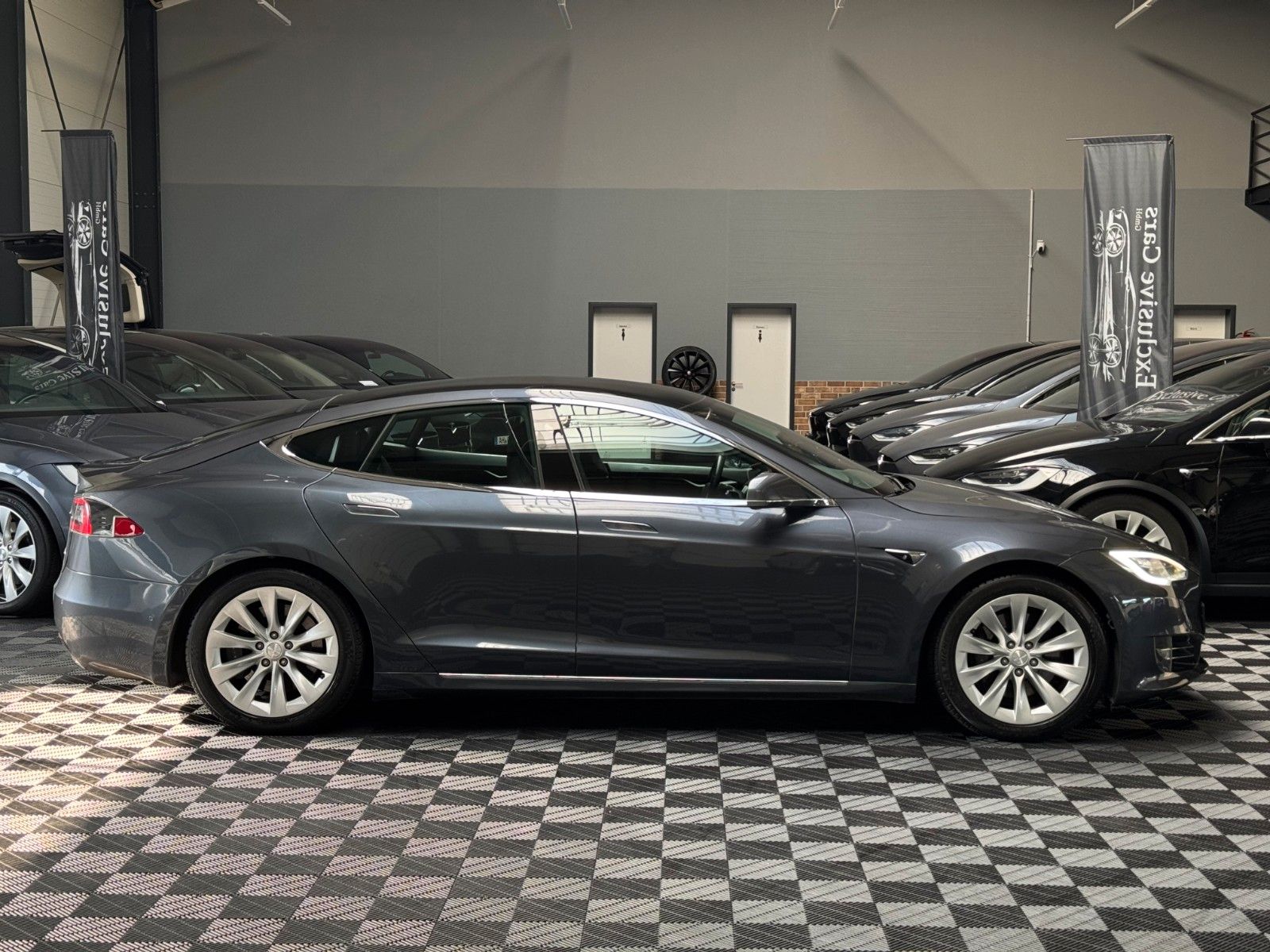 Tesla Model S MODEL S LONG RANGE RAVEN | AP 3.0 |TRAILER HIT |