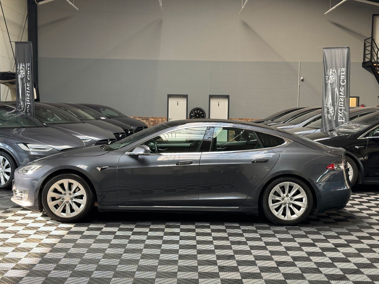 Tesla Model S MODEL S LONG RANGE RAVEN | AP 3.0 |TRAILER HIT |