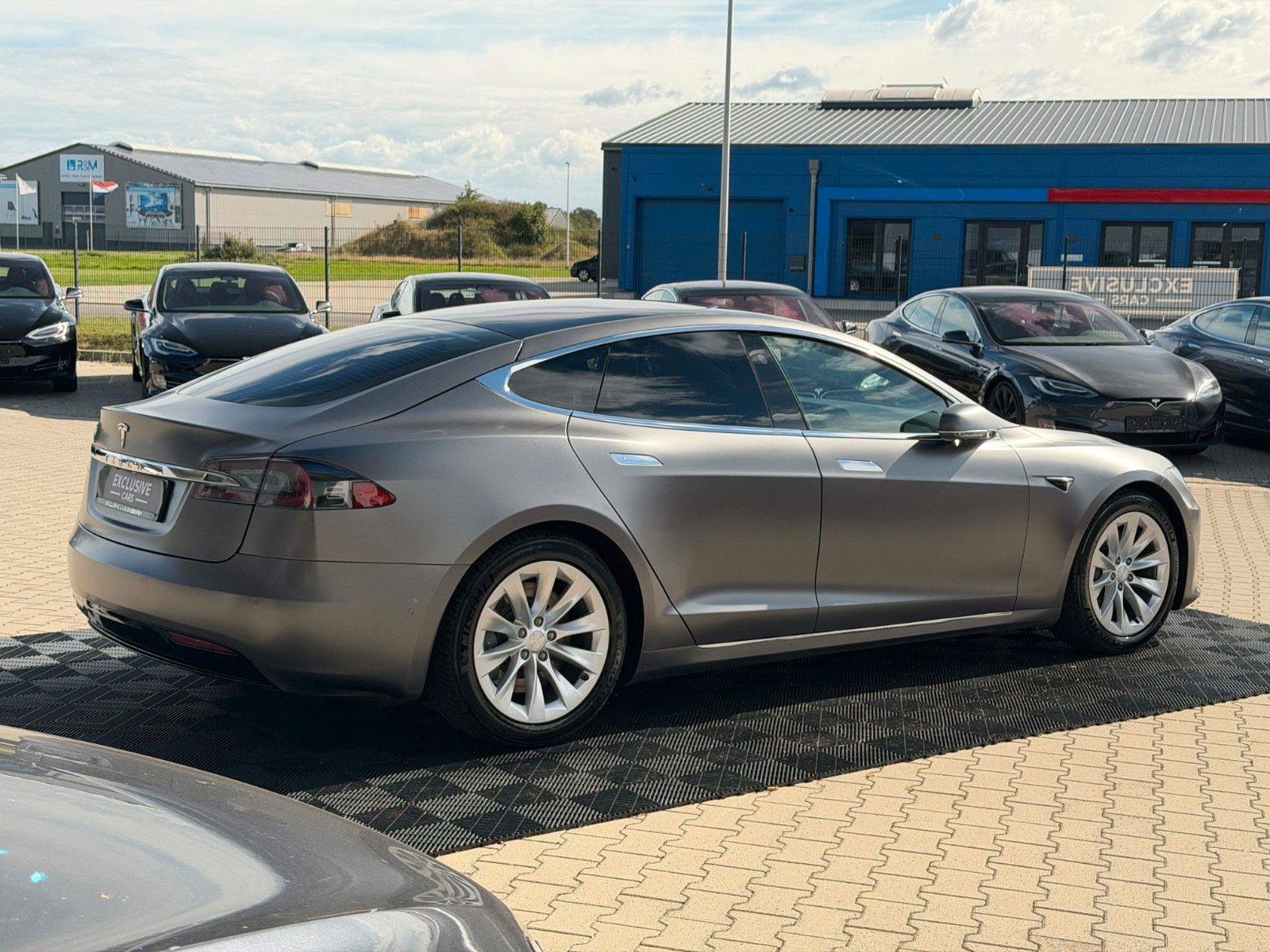 Tesla Model S MODEL S LONG RANGE RAVEN | MATT WRAP |